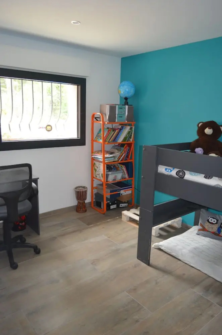 App. 100m2 avec jardin proche plages