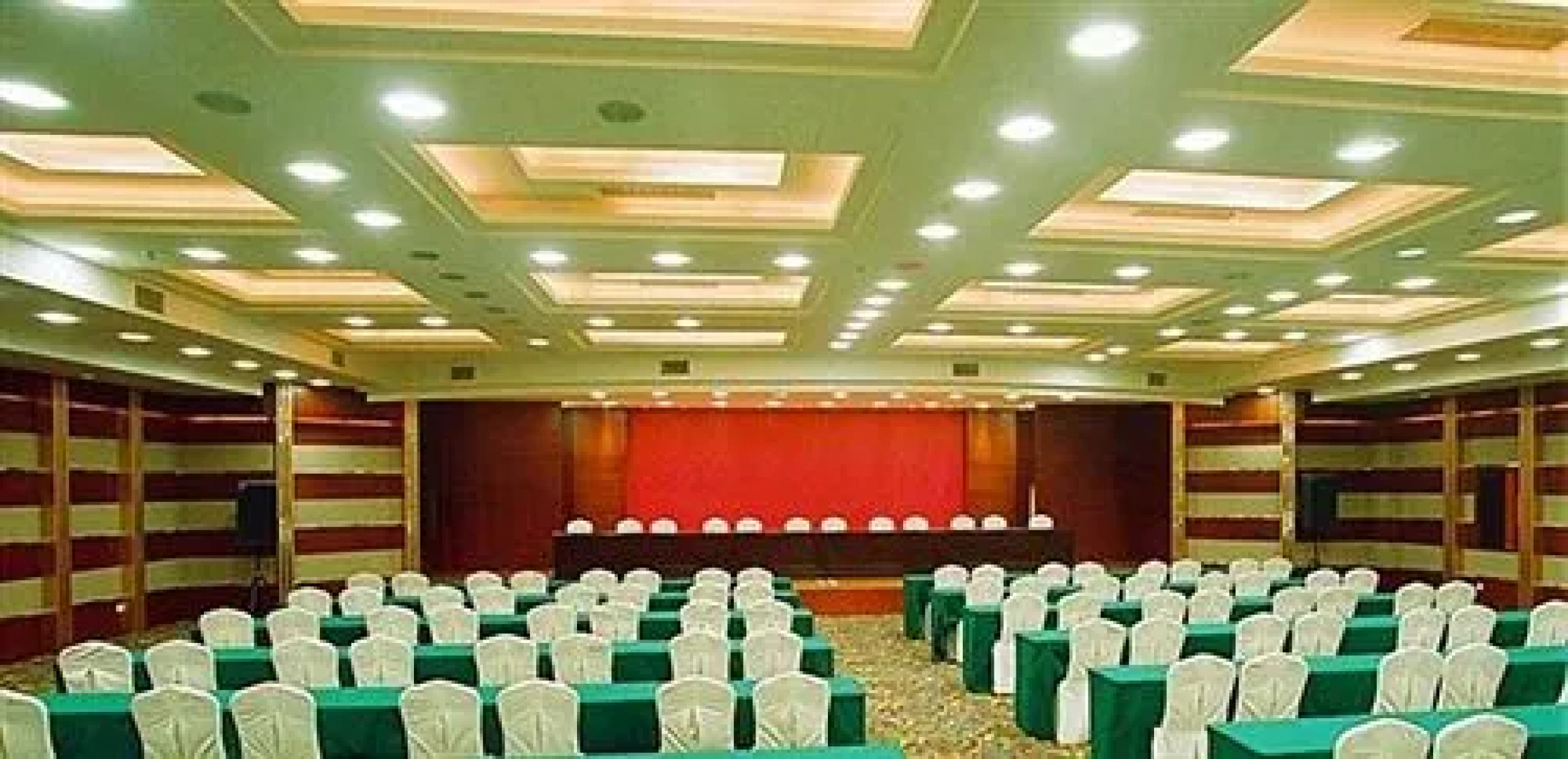 Jiucheng Hotel Luzhou