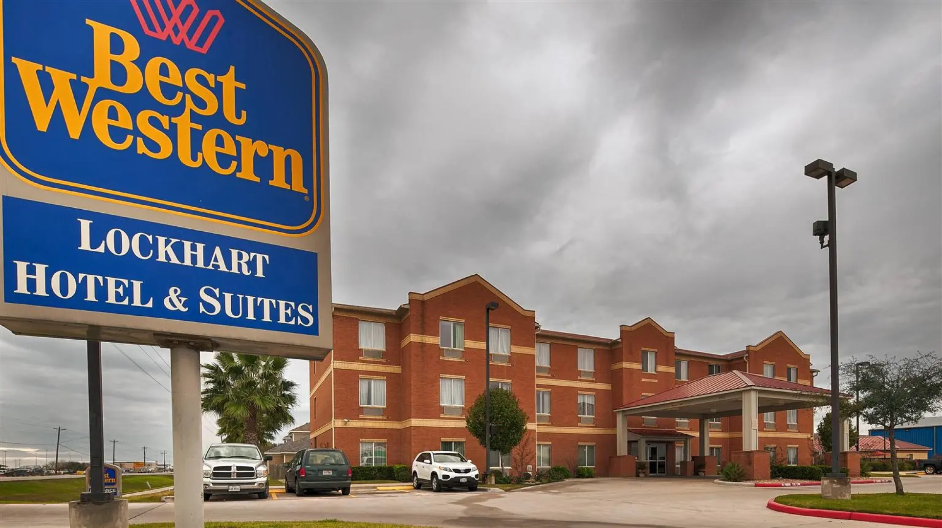 Best Western Lockhart Hotel & Suites