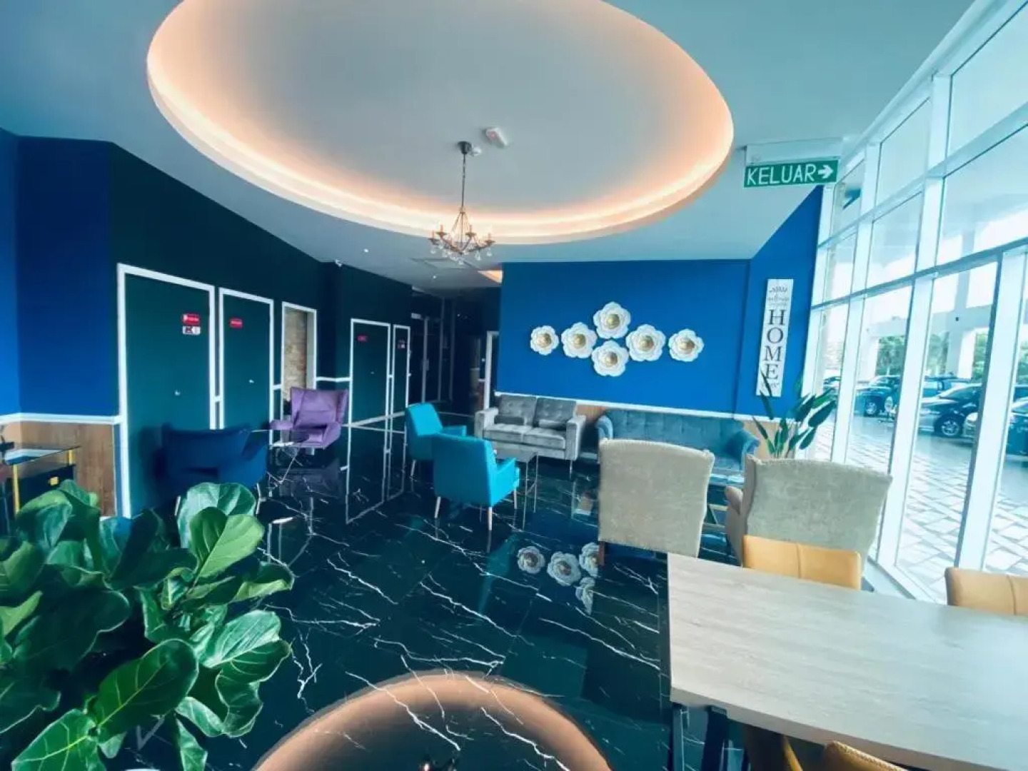 Stirling Suites Hotel & Serviced Apartment