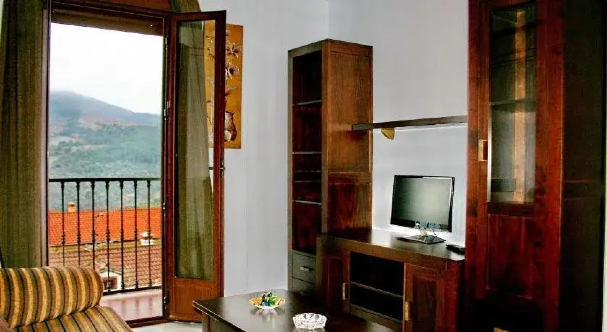 Apartamentos Turisticos Mirayuste