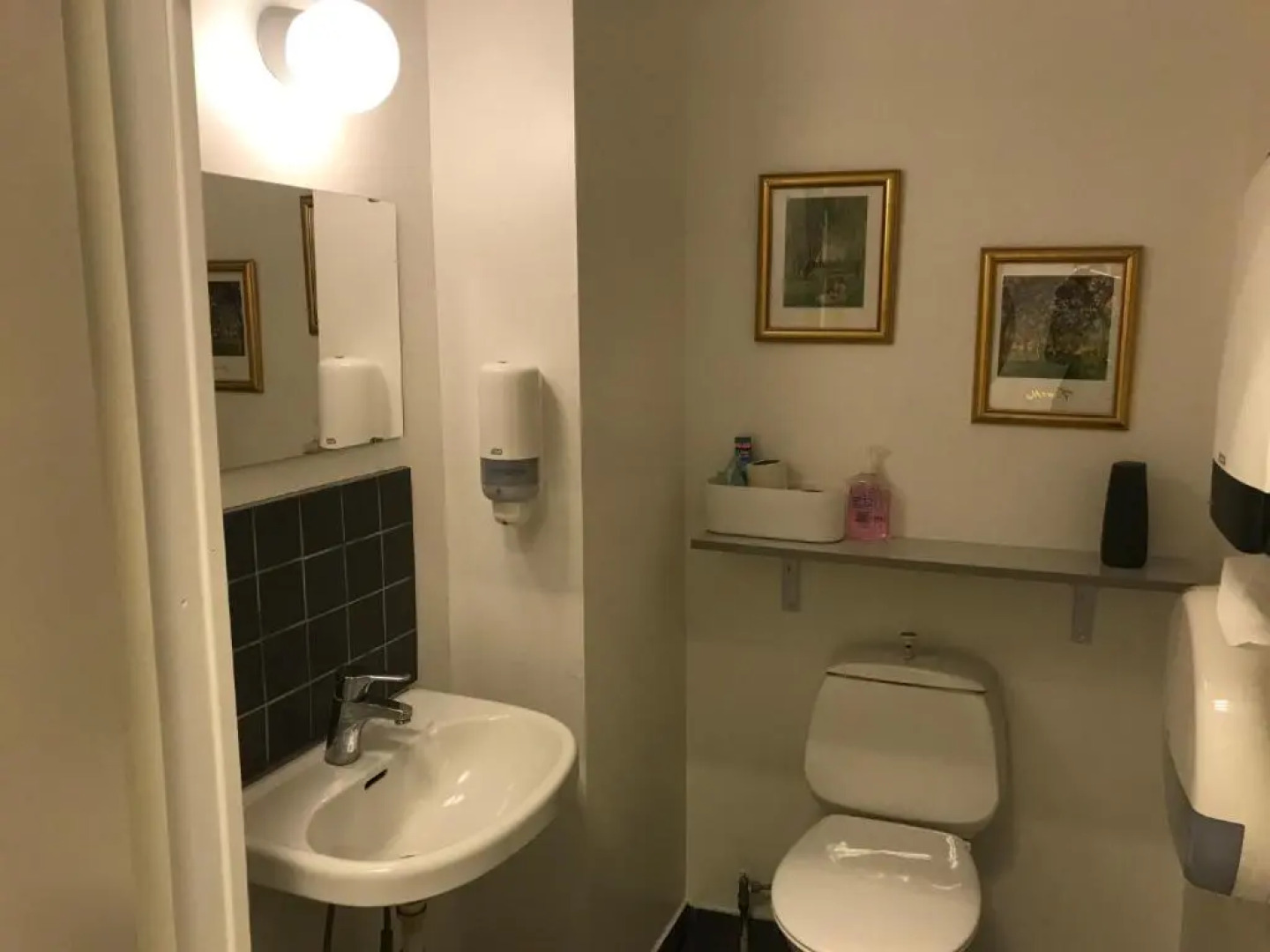 Hunnebergs Gård Hostel & Camping