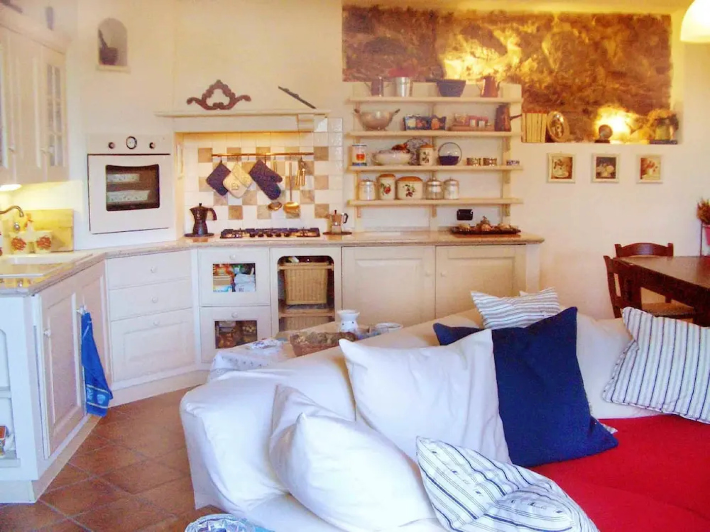 Apartment With one Bedroom in Belgirate, With Wonderful Lake View and Enclosed Garden - Near the Beach