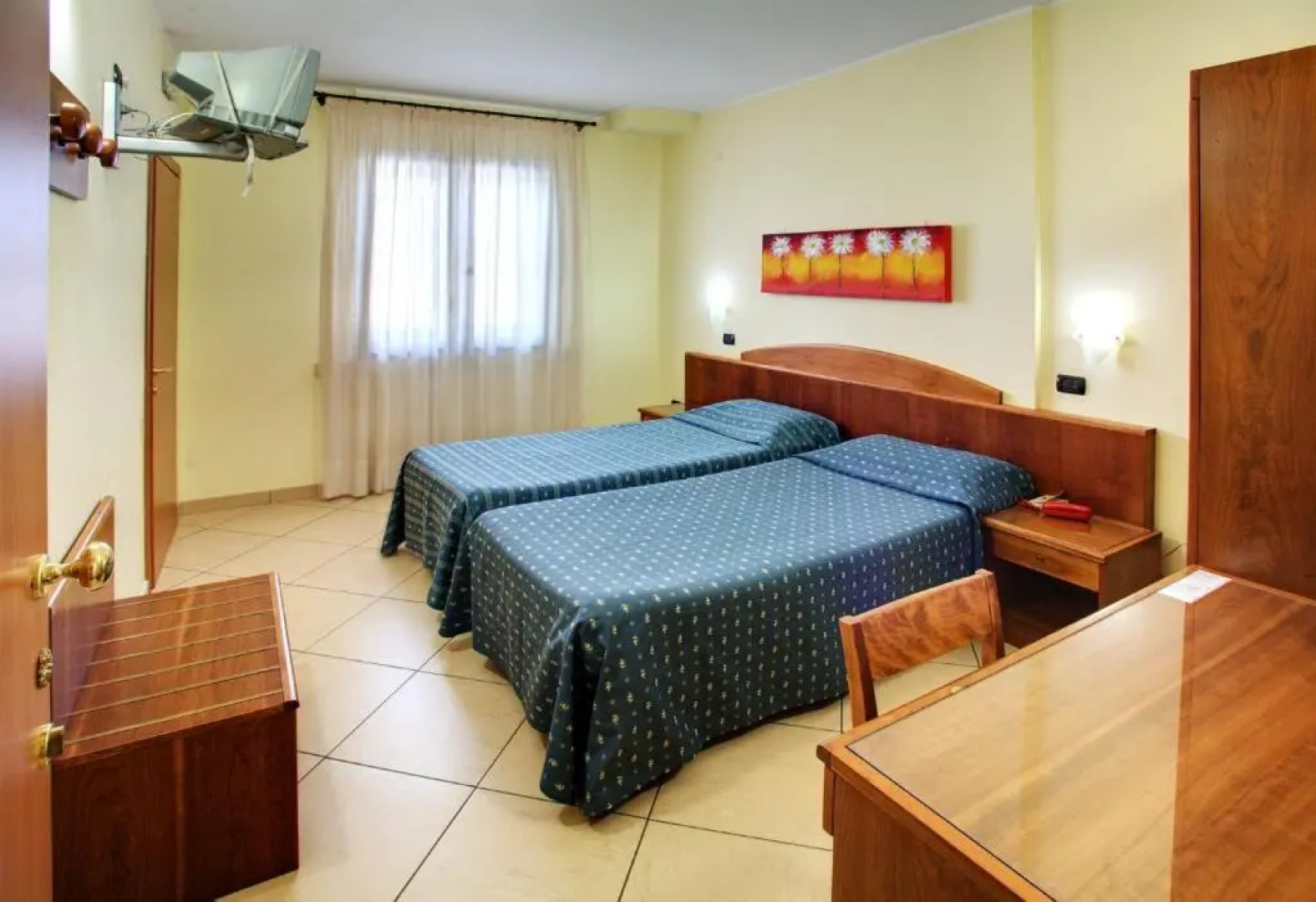 Lo Scacciapensieri Hotel & Restaurant