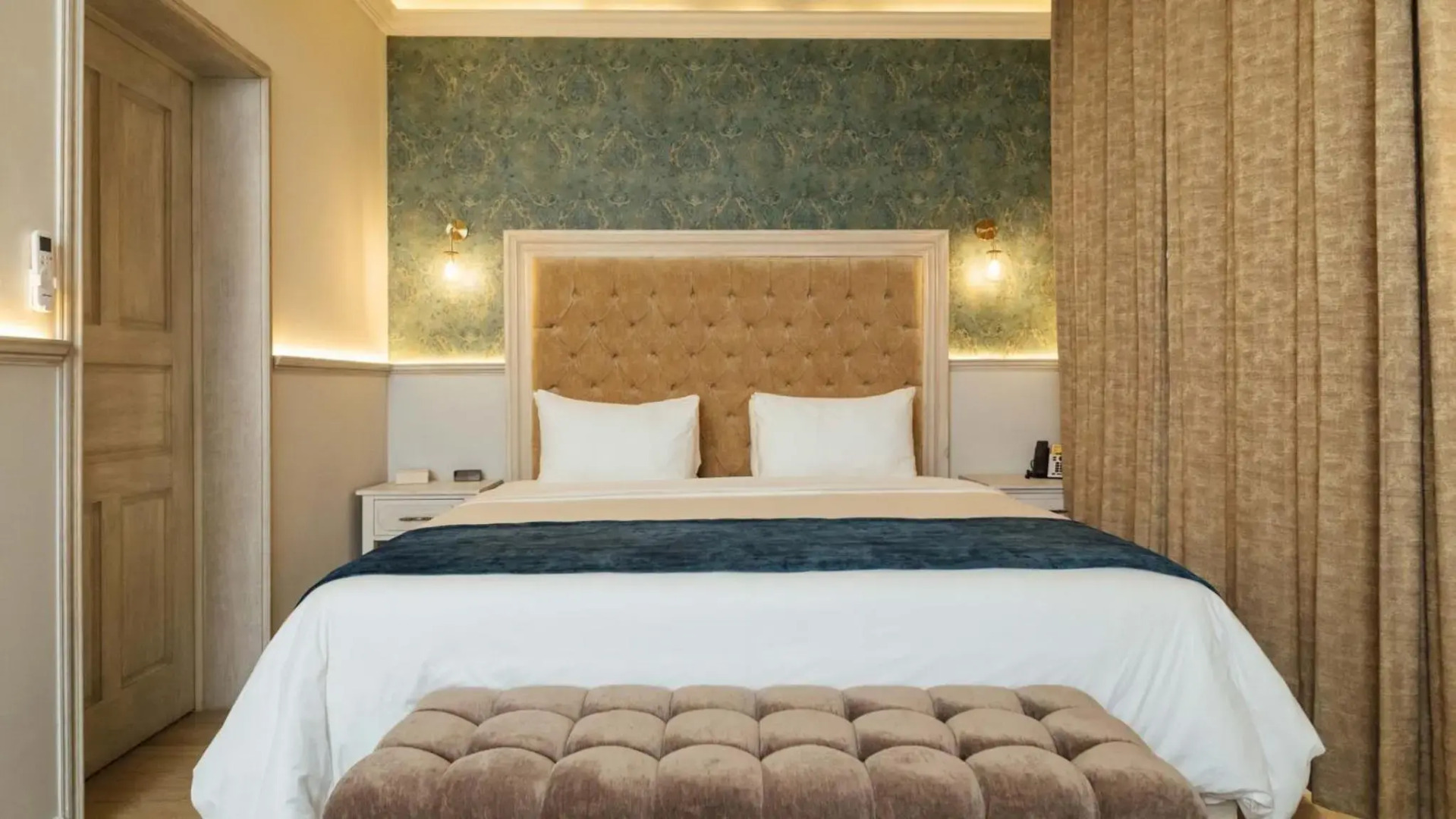 voco Royalty Puebla Downtown by IHG