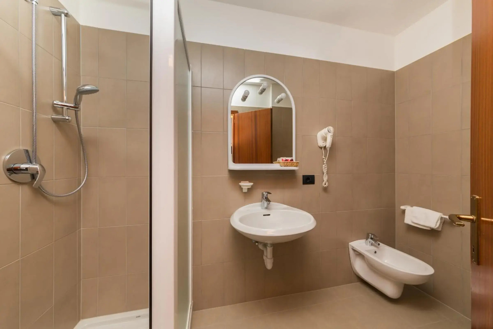 Hotel Brione Green Resort