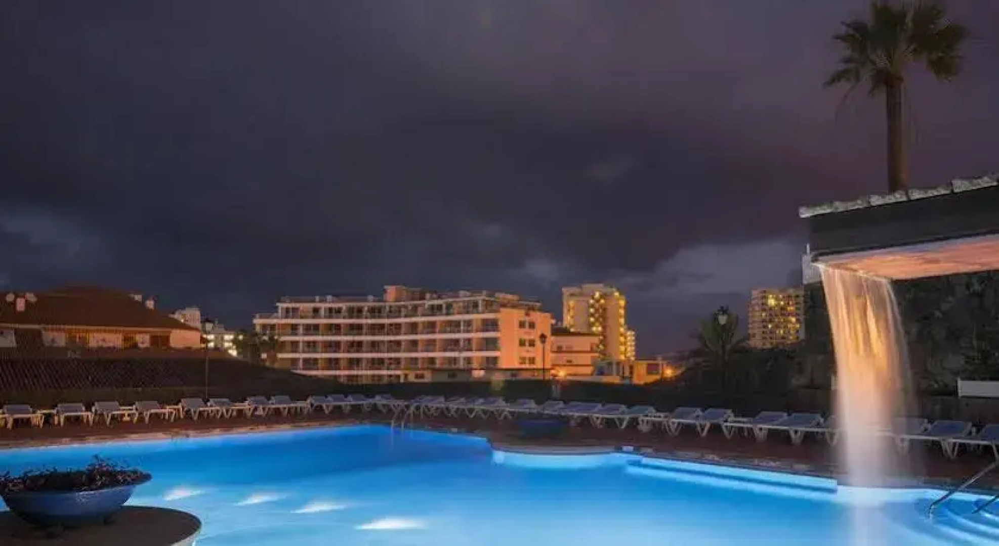 DC Xibana Park Hotel