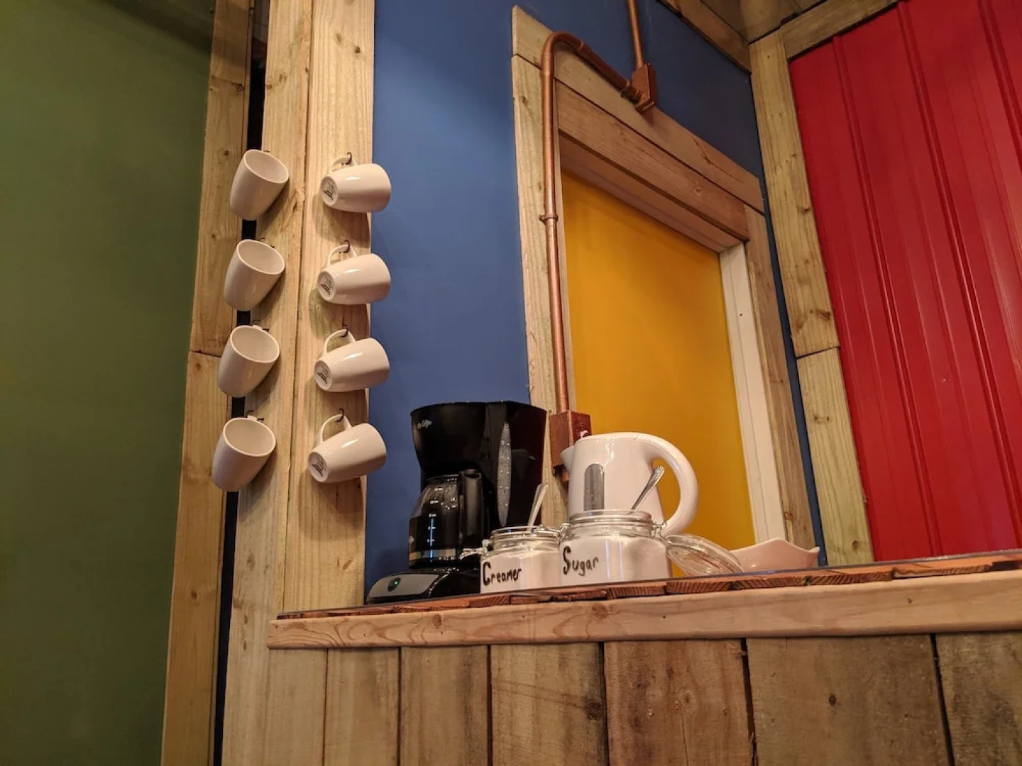 City House Hostel Poconos