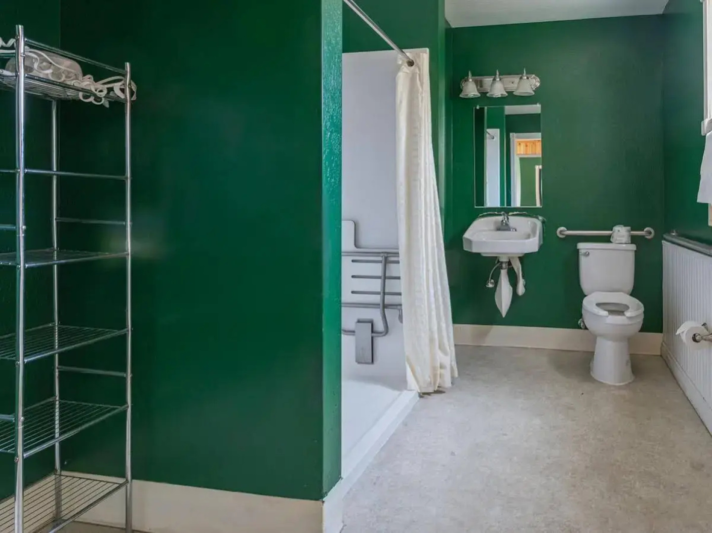 OYO Hotel Medford North OR