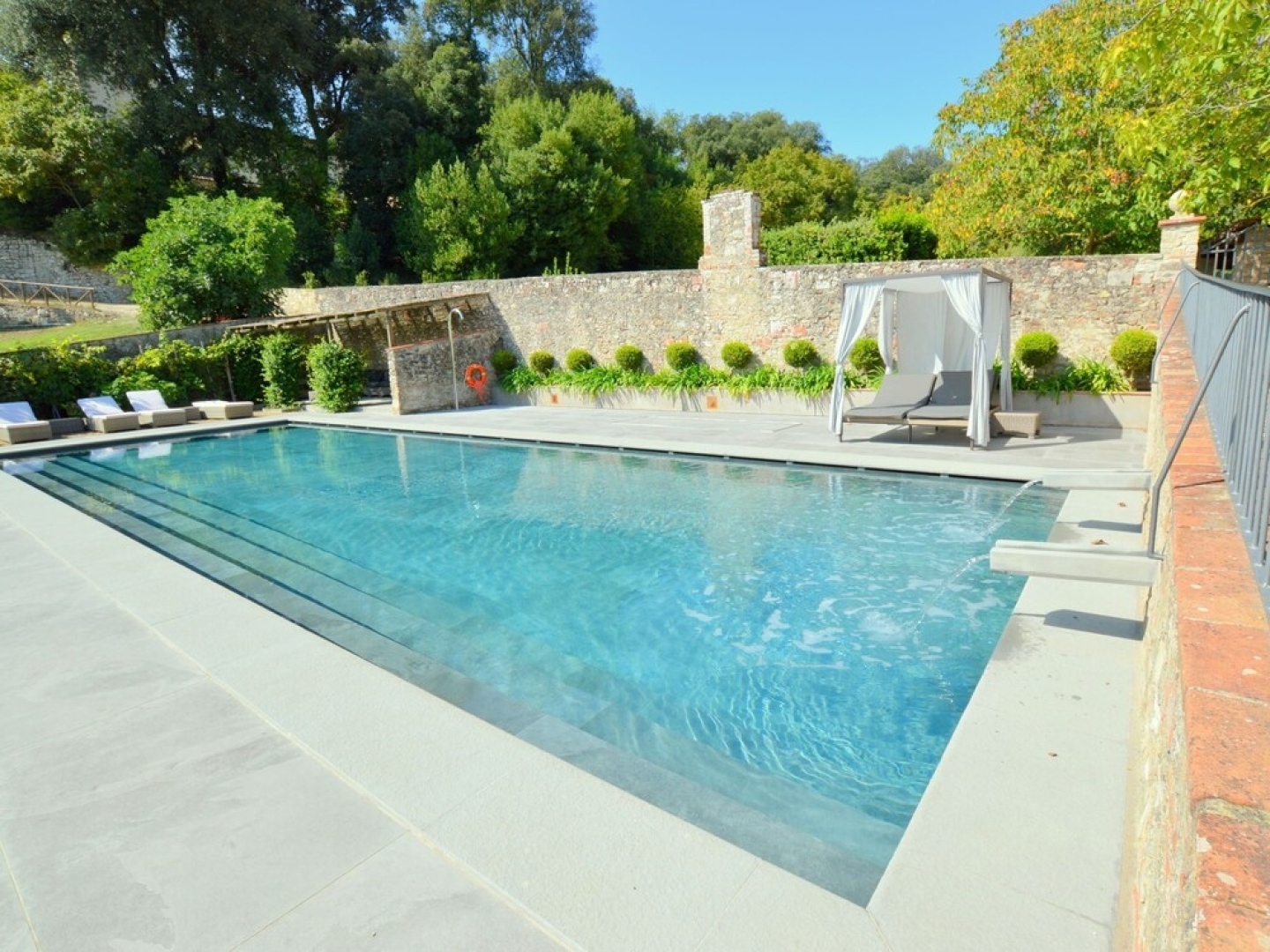 Sprawling Mansion in Tuscany With Swimming Pool