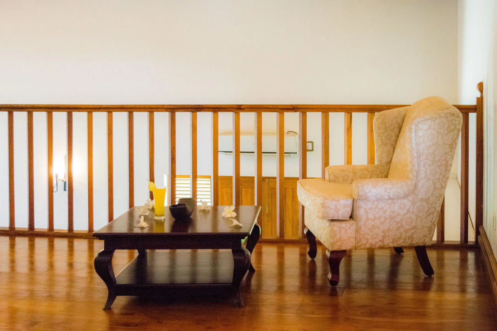 Villa White Queen Resort & Spa