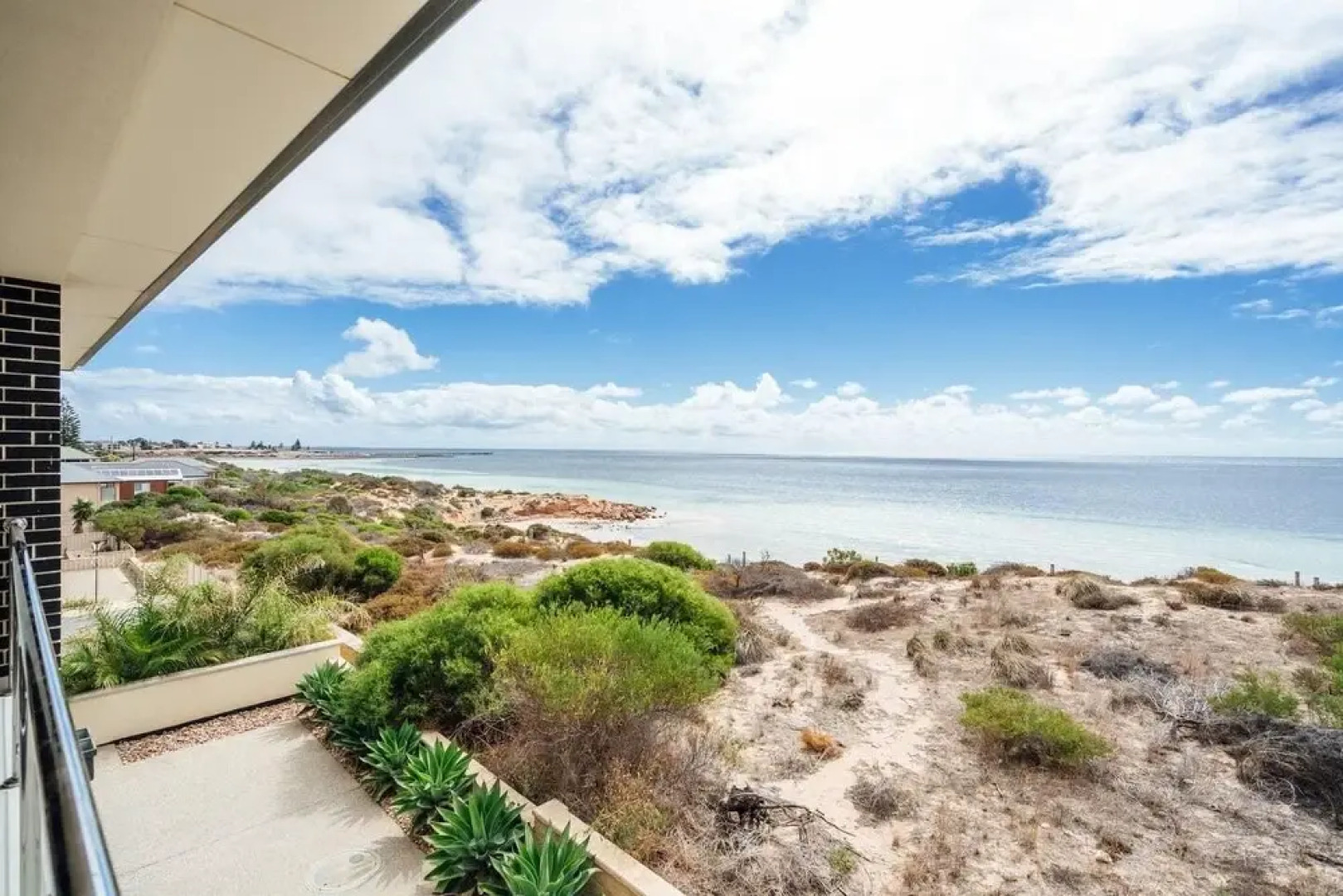 La Bella Vita-beachfront Living - Lift - Sunset Views