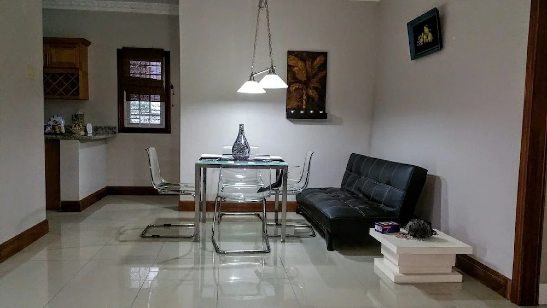 Modern London Decor Guest Apartments