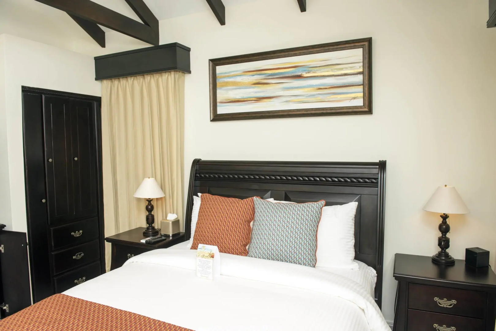 Sunset Del Mar Resort