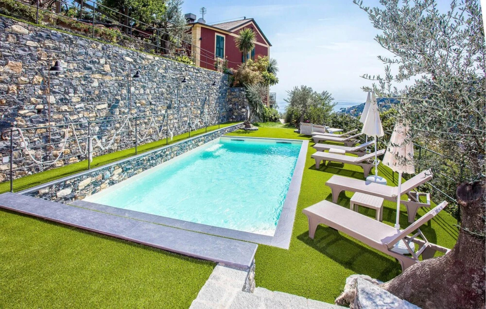 Awesome Home in Recco With Outdoor Swimming Pool, Wifi and 6 Bedrooms