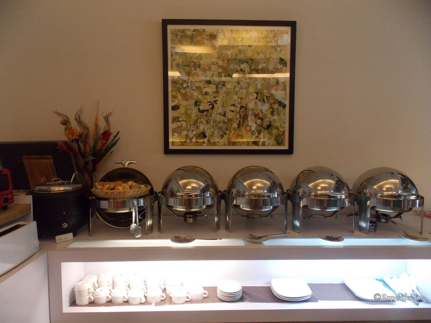 Circle Inn - Hotel & Suites