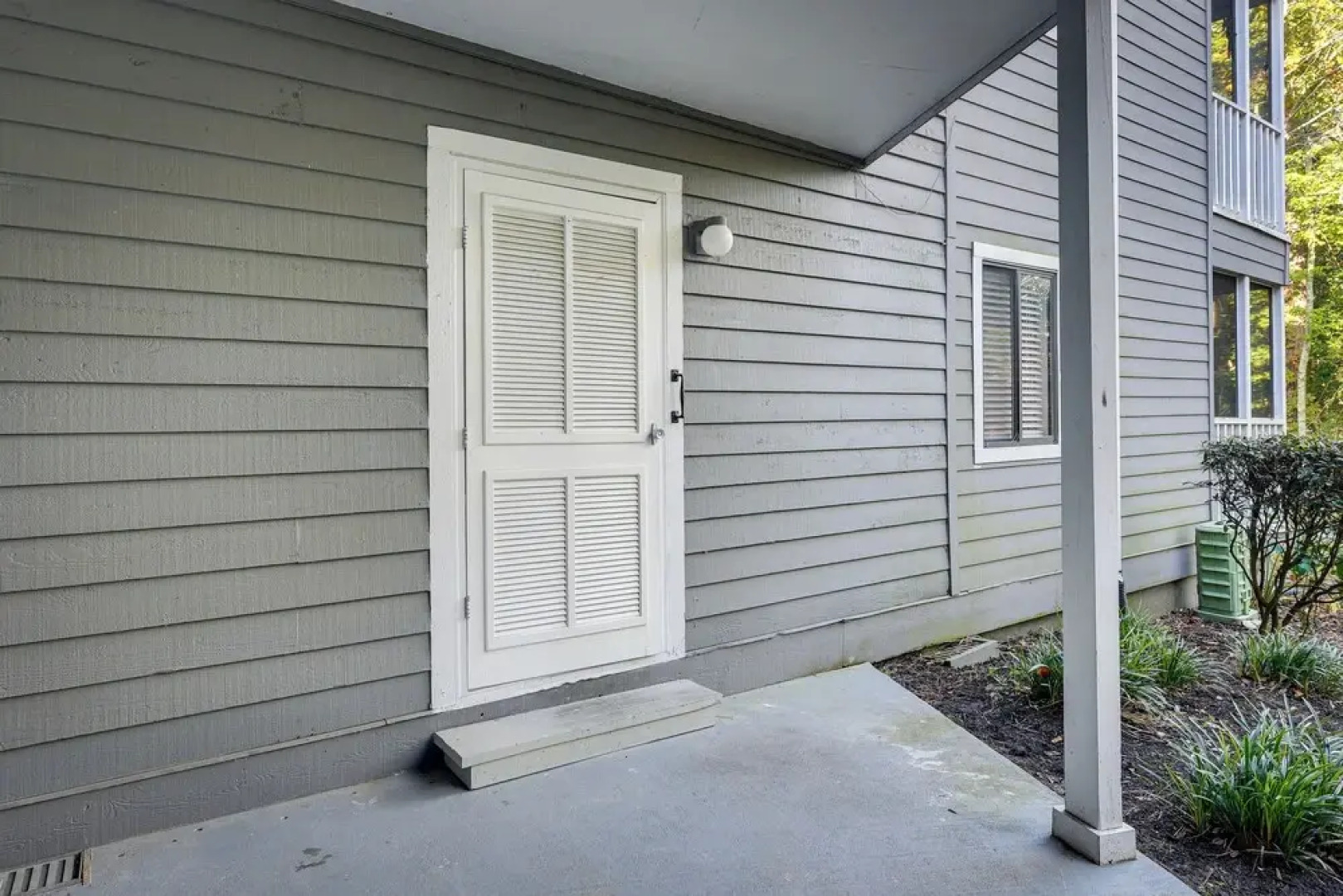 Walkable Calabash Condo w/ Pool Access!