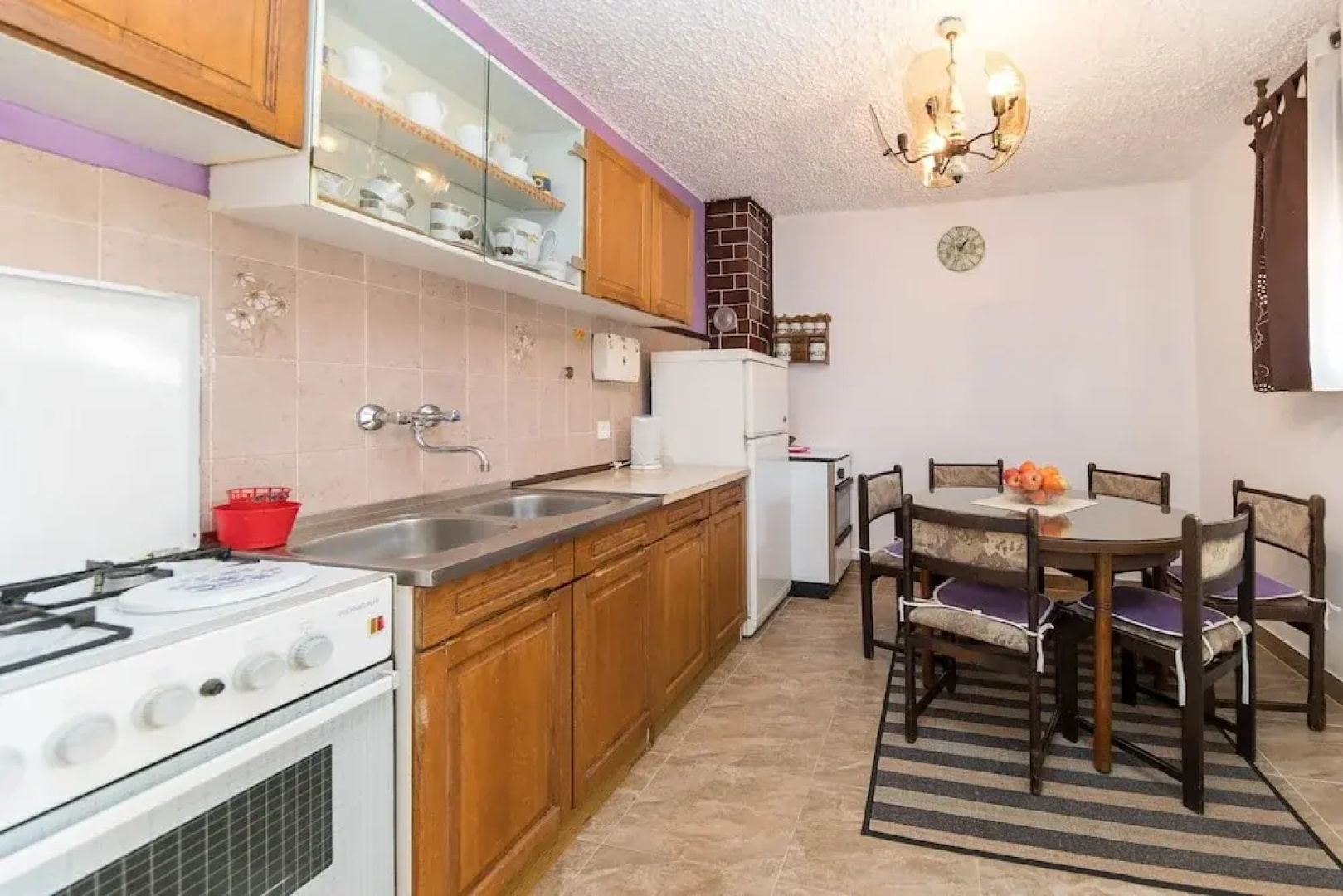 Apartment Eni