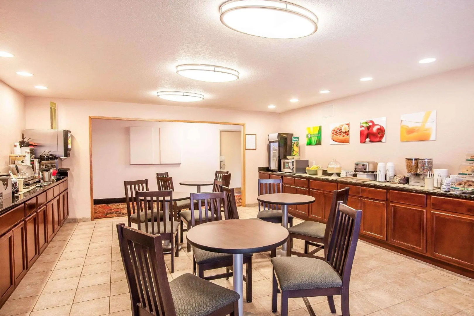 Quality Inn & Suites Vancouver - Hazel Dell