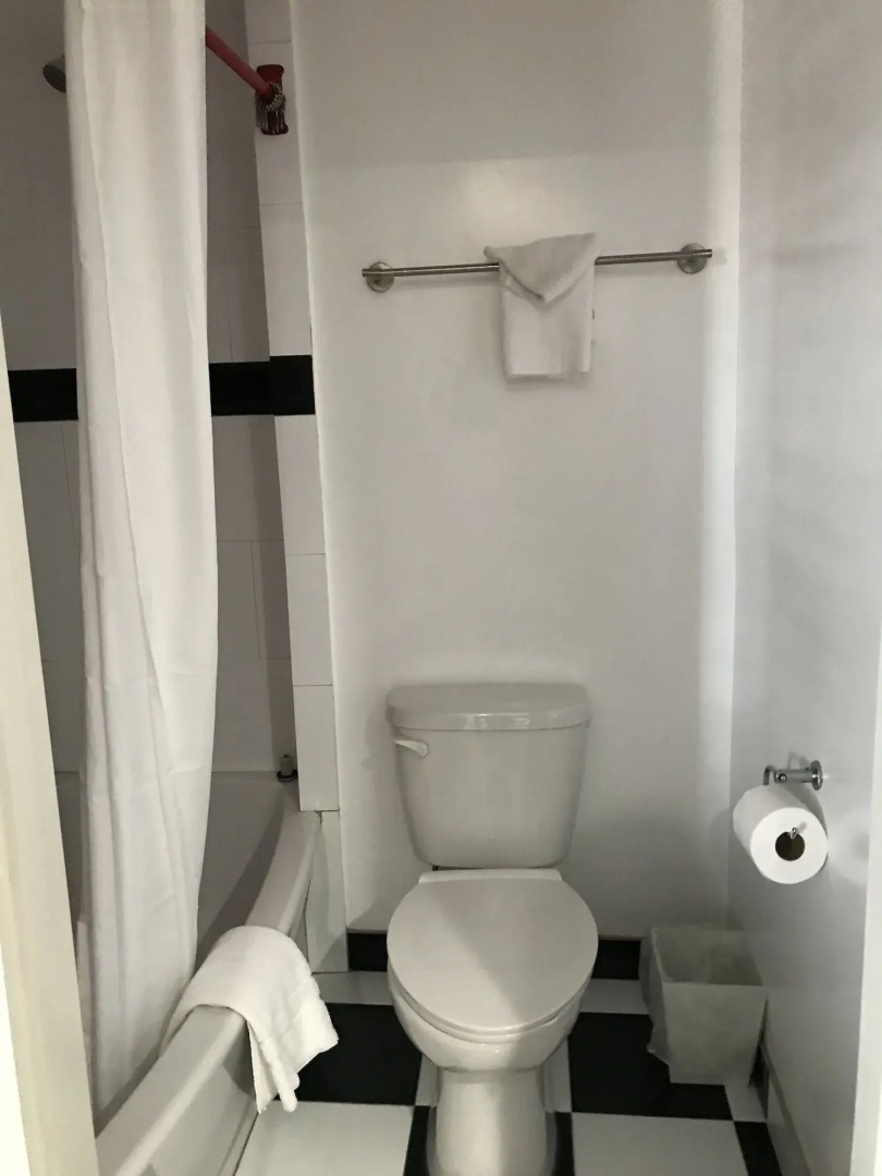 Legend Hotel Hollywood