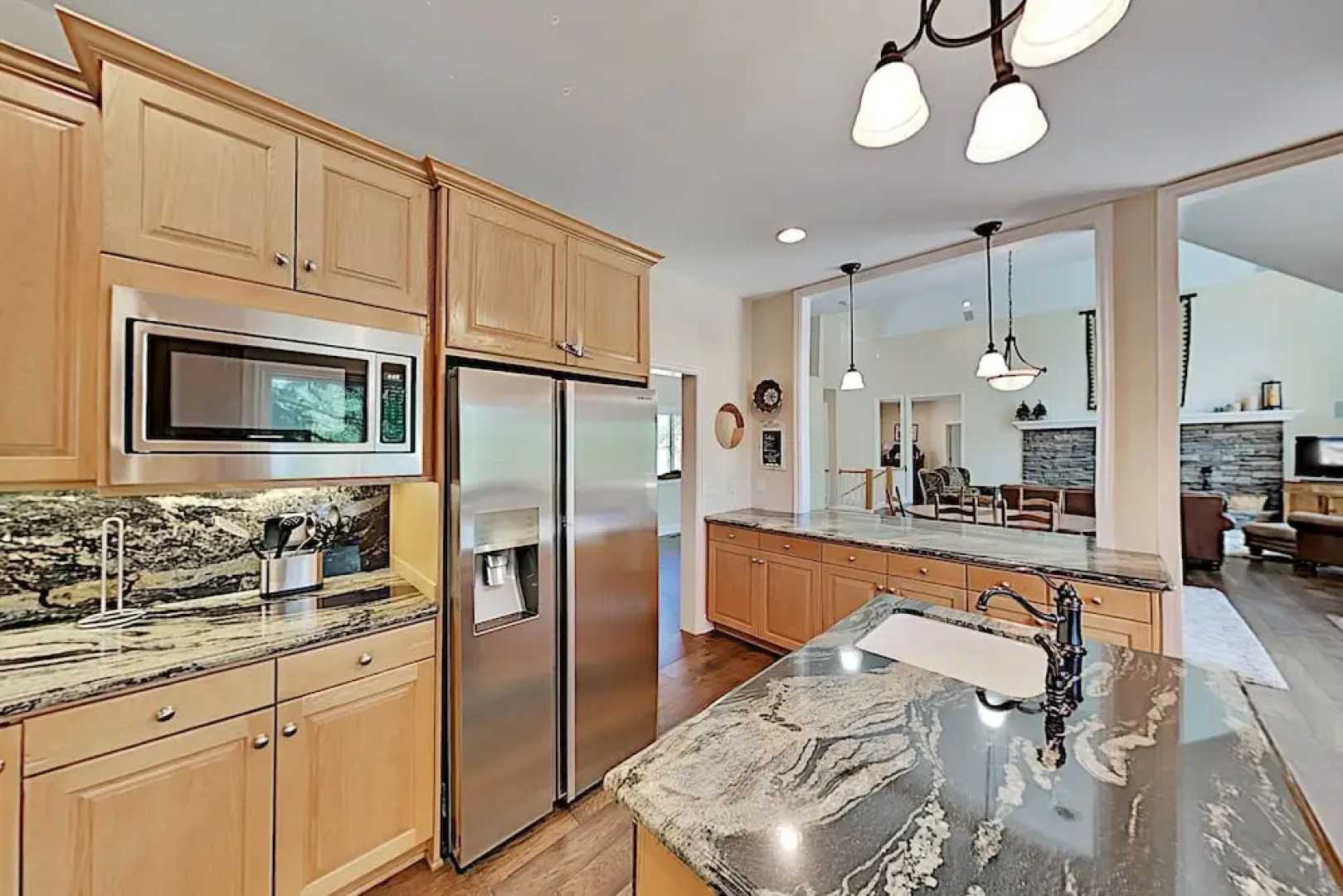 255squir 4 Bedroom Home