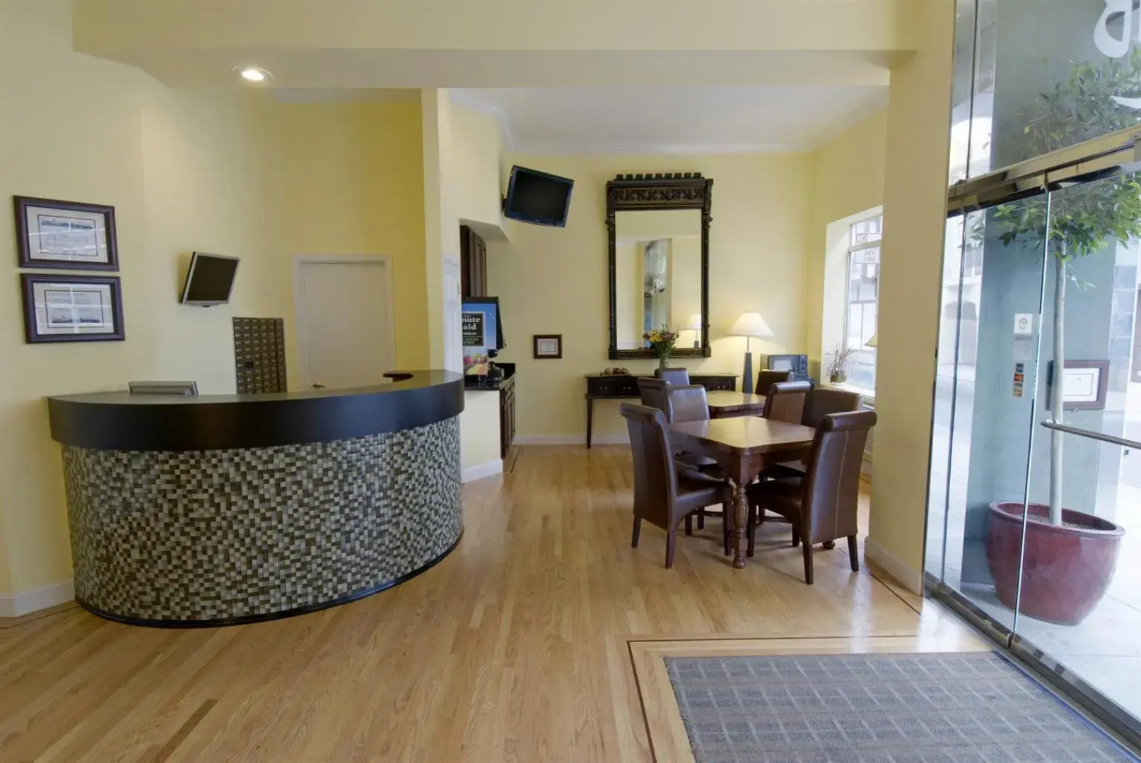 Sia Park Executive Hotel