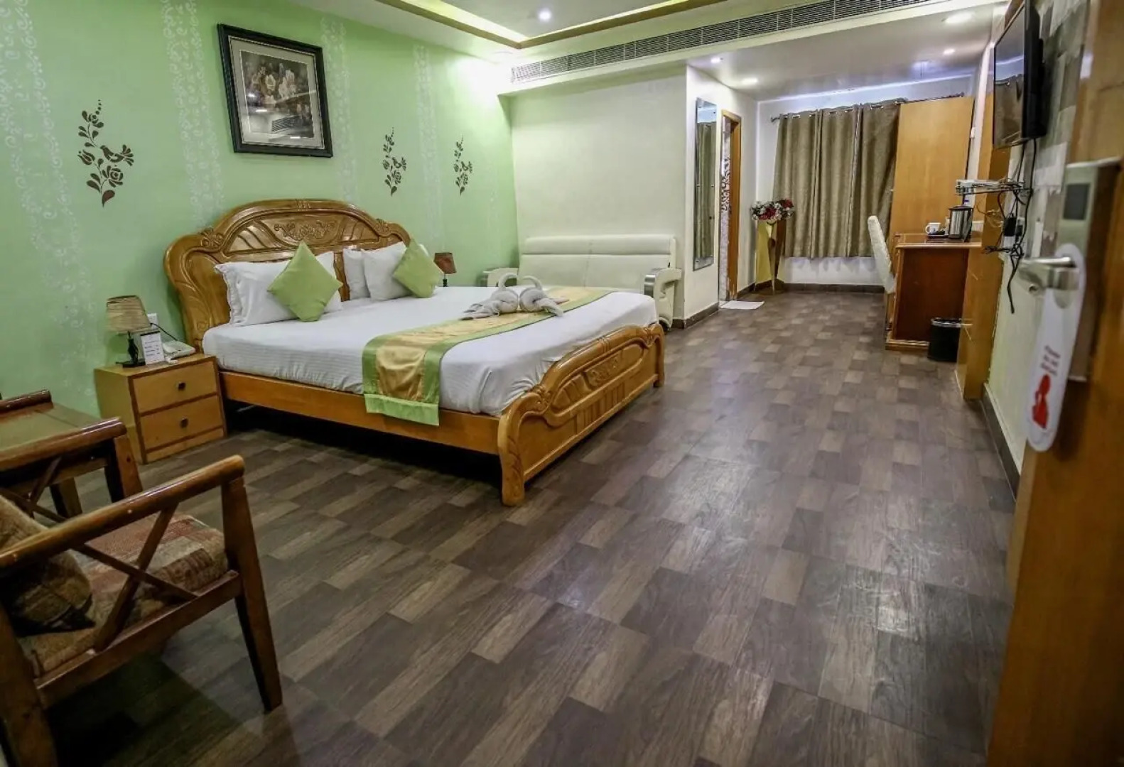 Hotel Vaibhav Inn