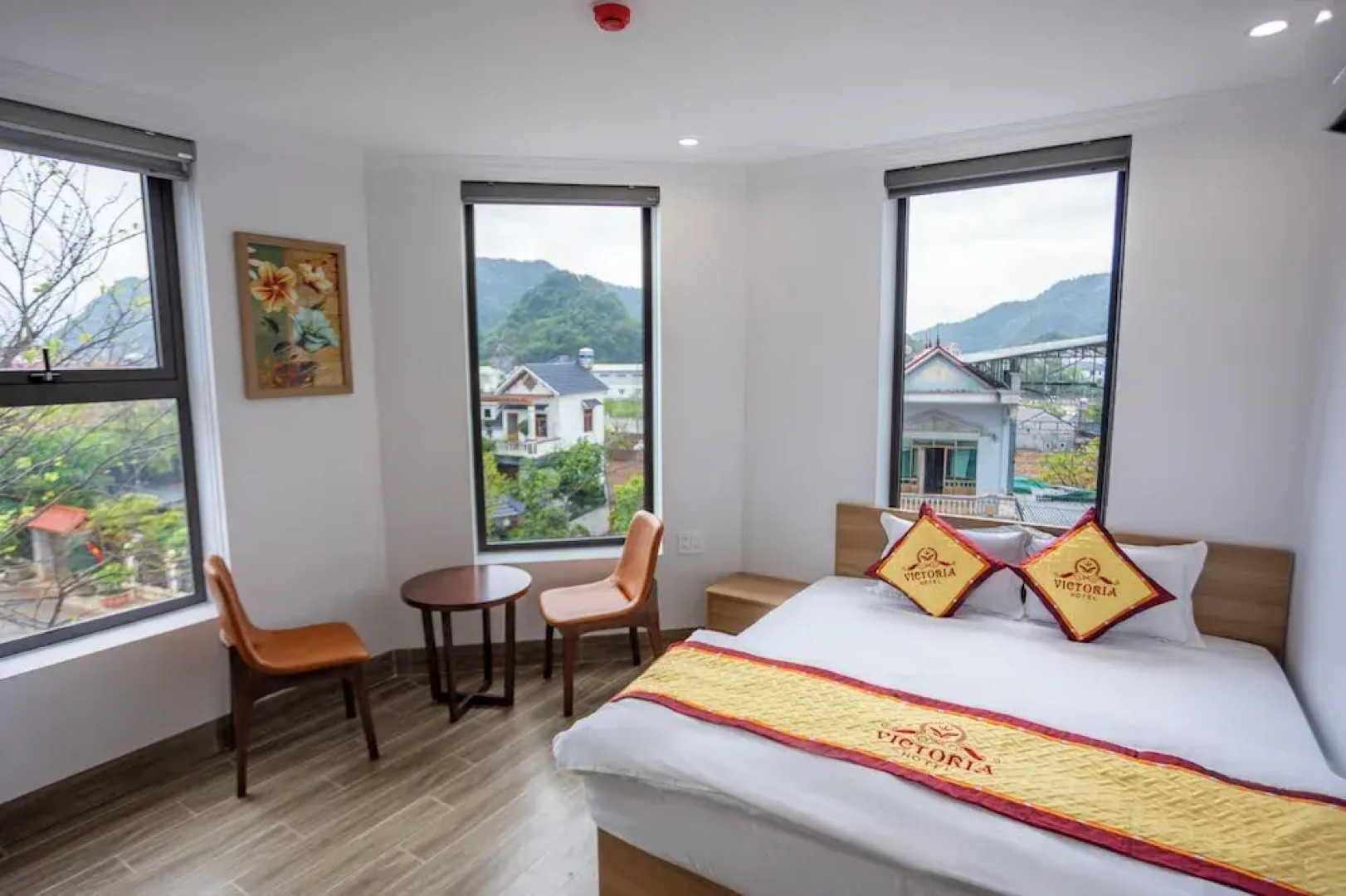 Victoria Hotel MC - by BAY LUXURY