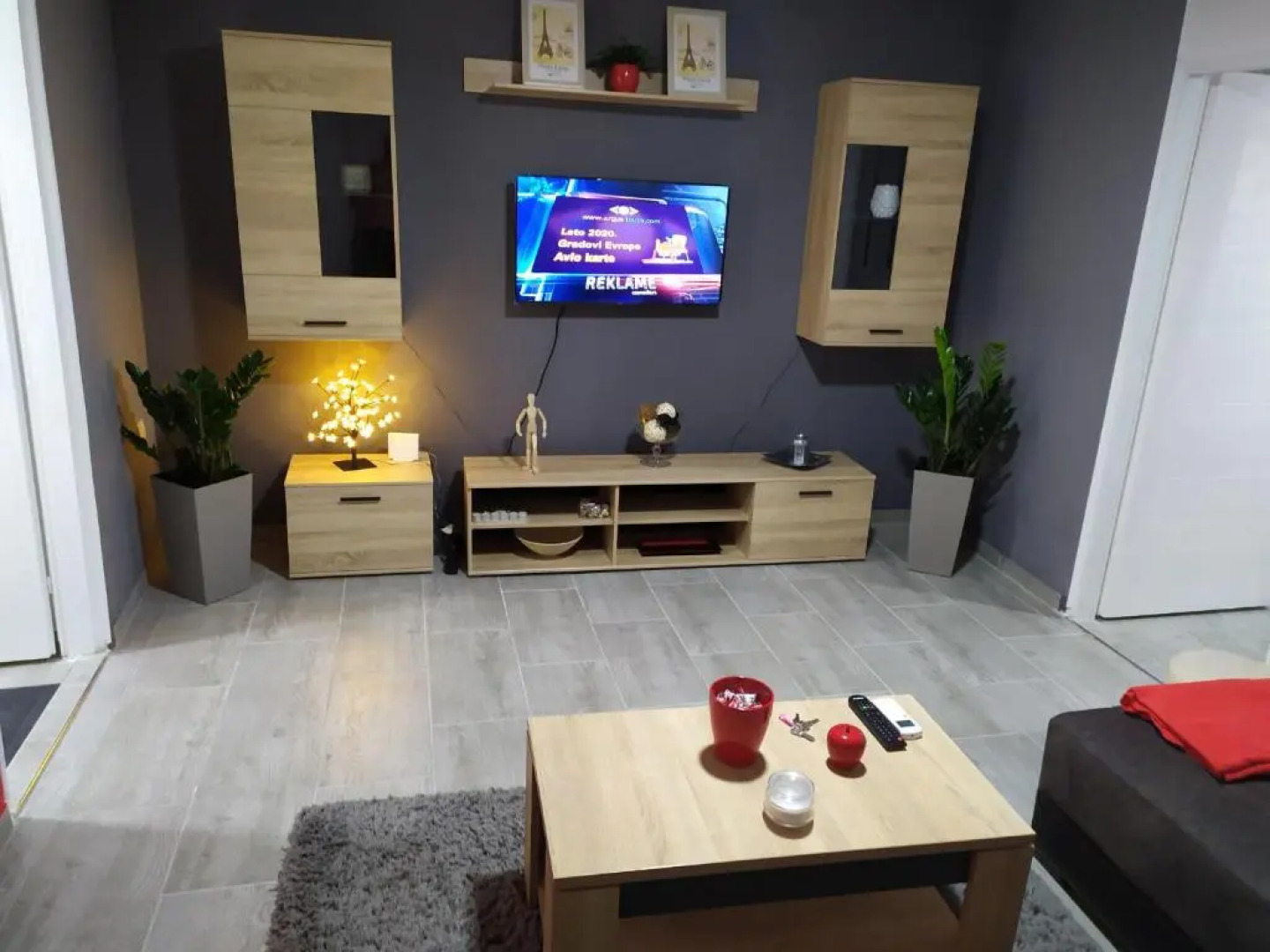 7 Days Premium Apartment