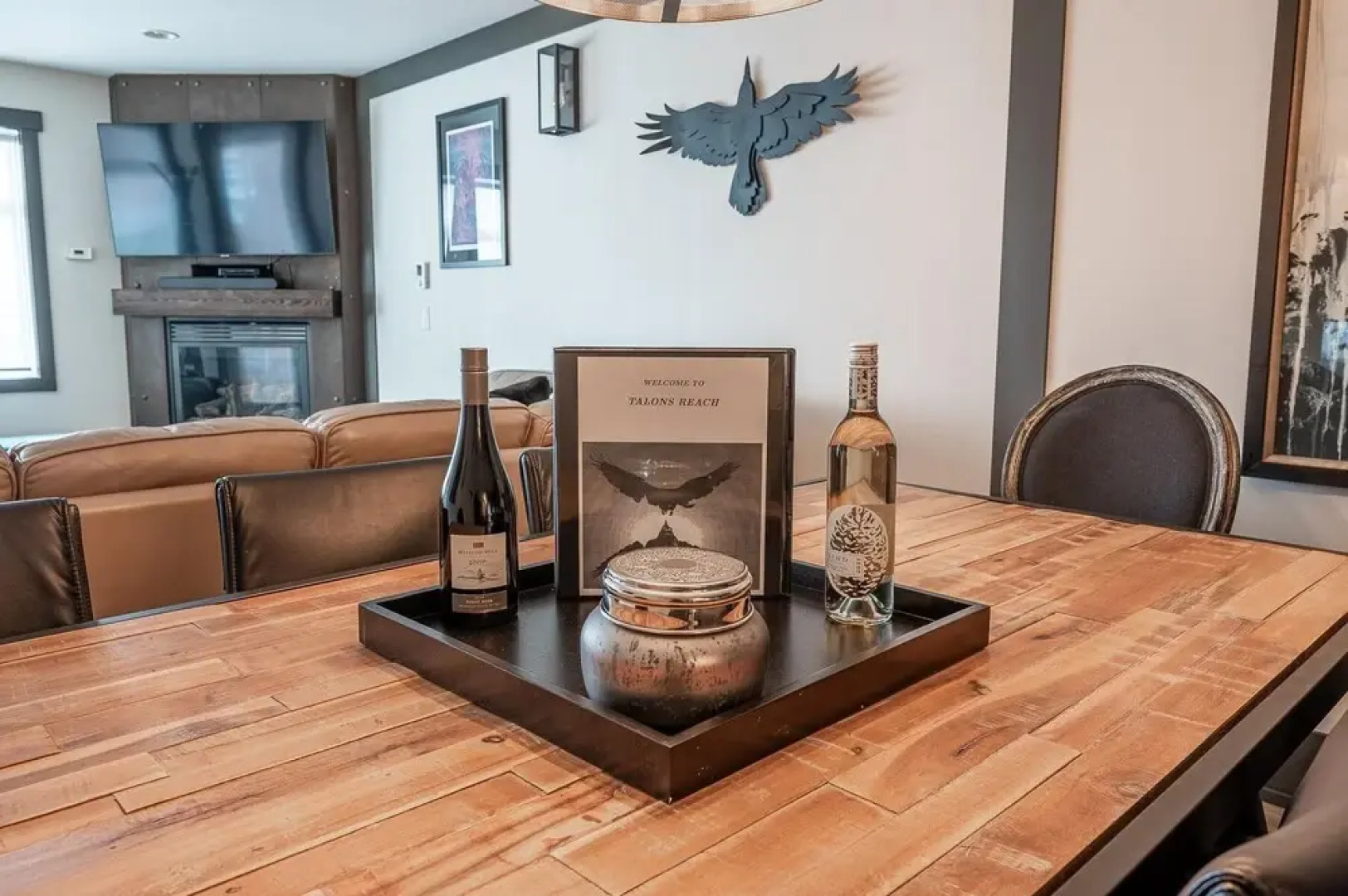 Talon's Reach - Luxury 3 Bdrm W/hot Tub & Mtn View