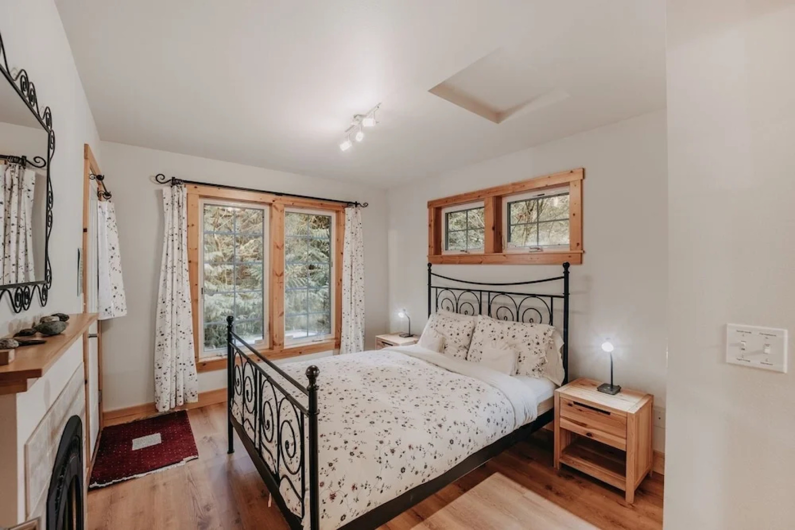 34sl - Hot Tub - Bbq - Ping Pong Table - Sleeps 8 3 Bedroom Home by RedAwning