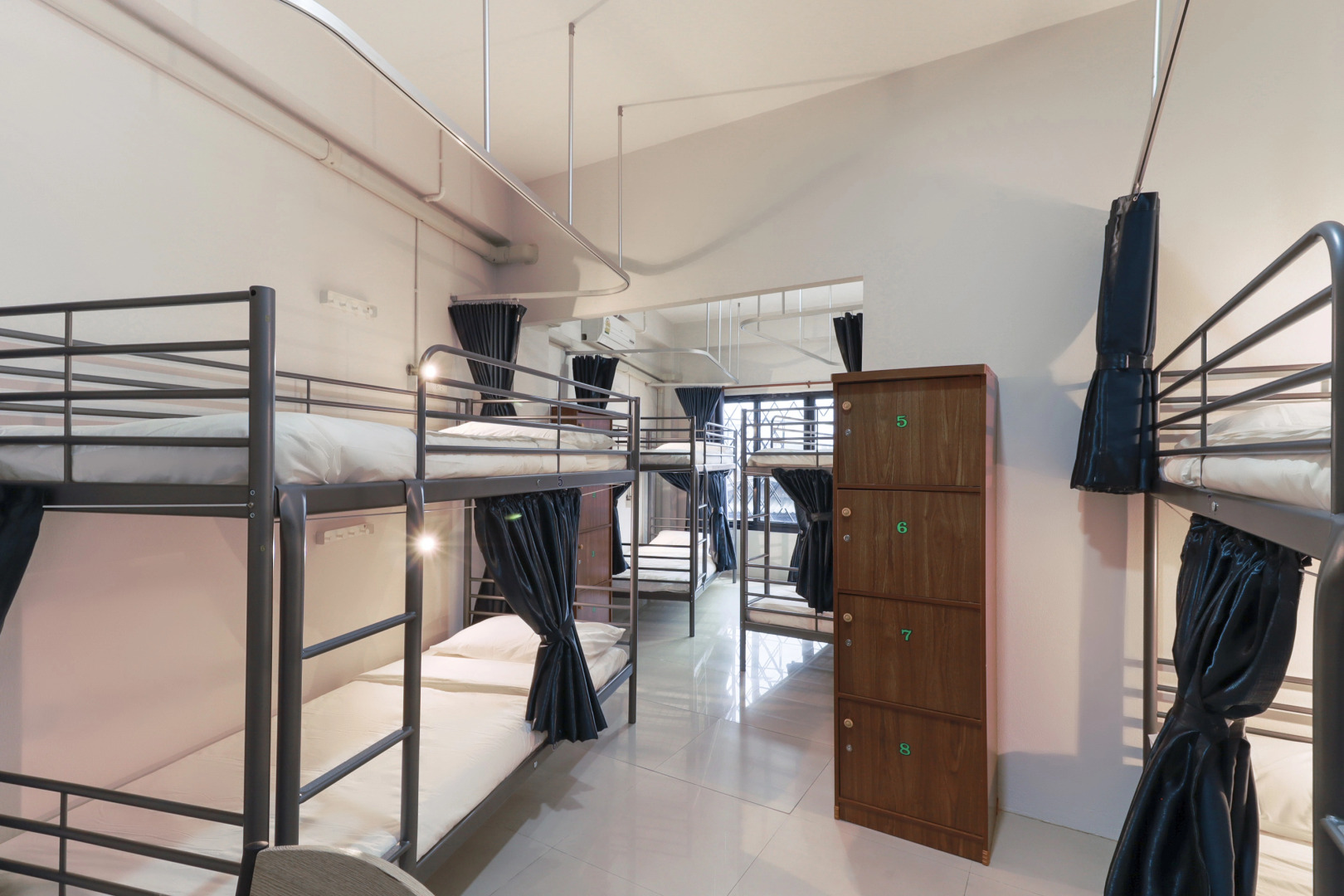 Chiangmai Gate Capsule Hostel