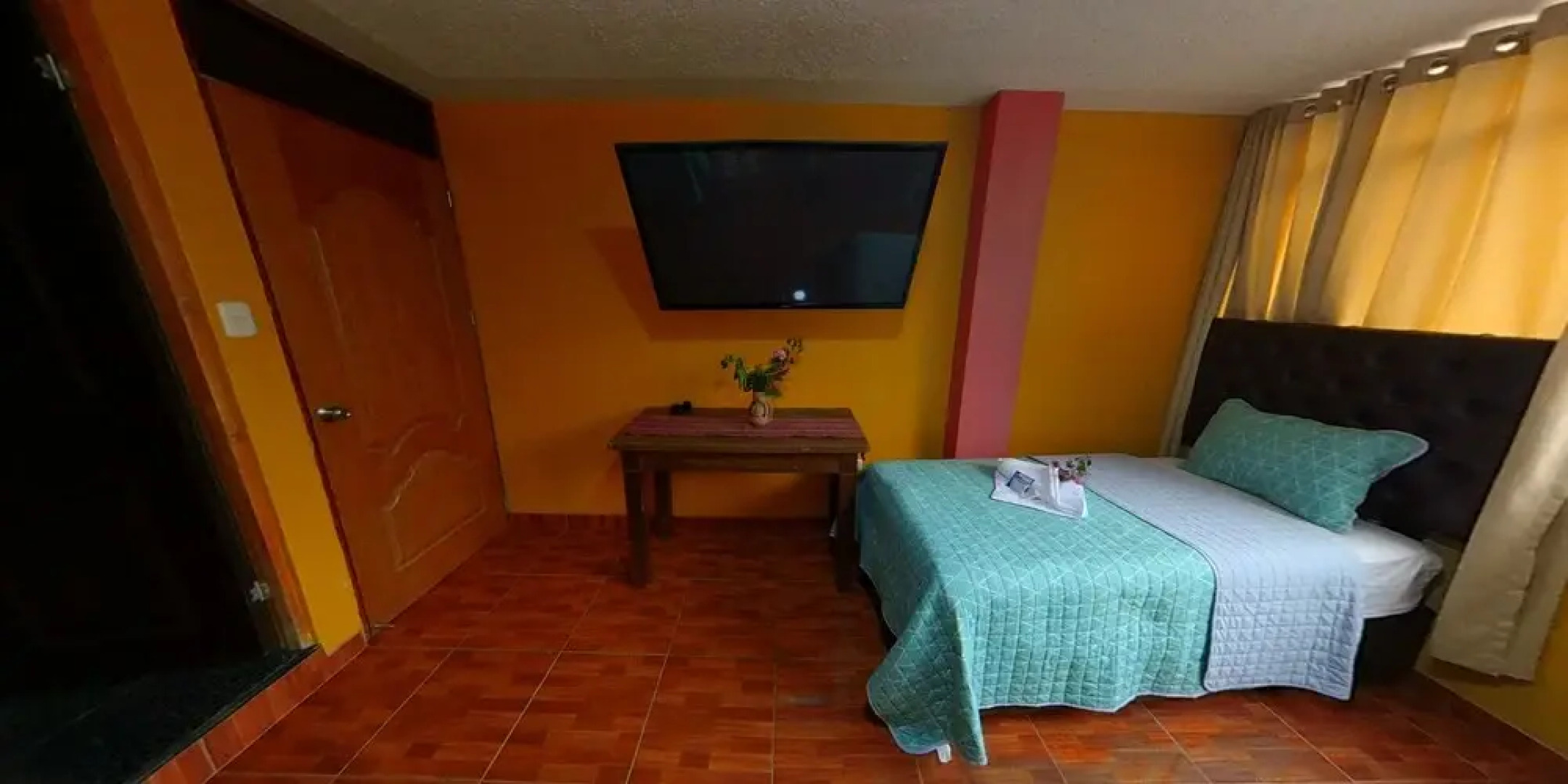 Yacumama Santa Teresa