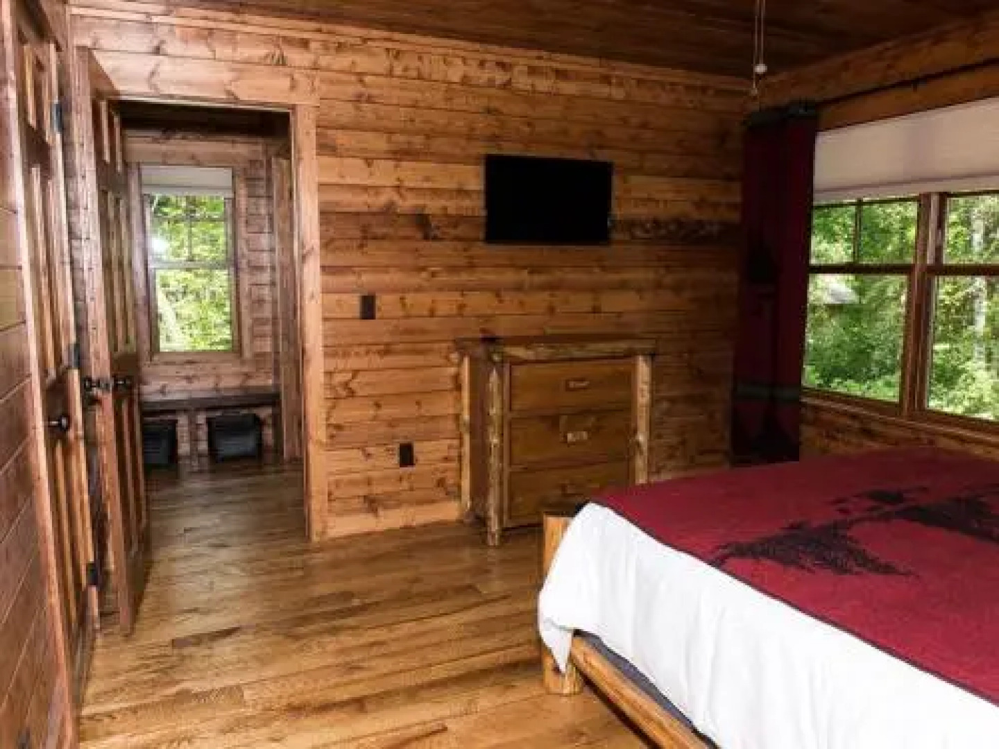 Crosslake Treetop Village