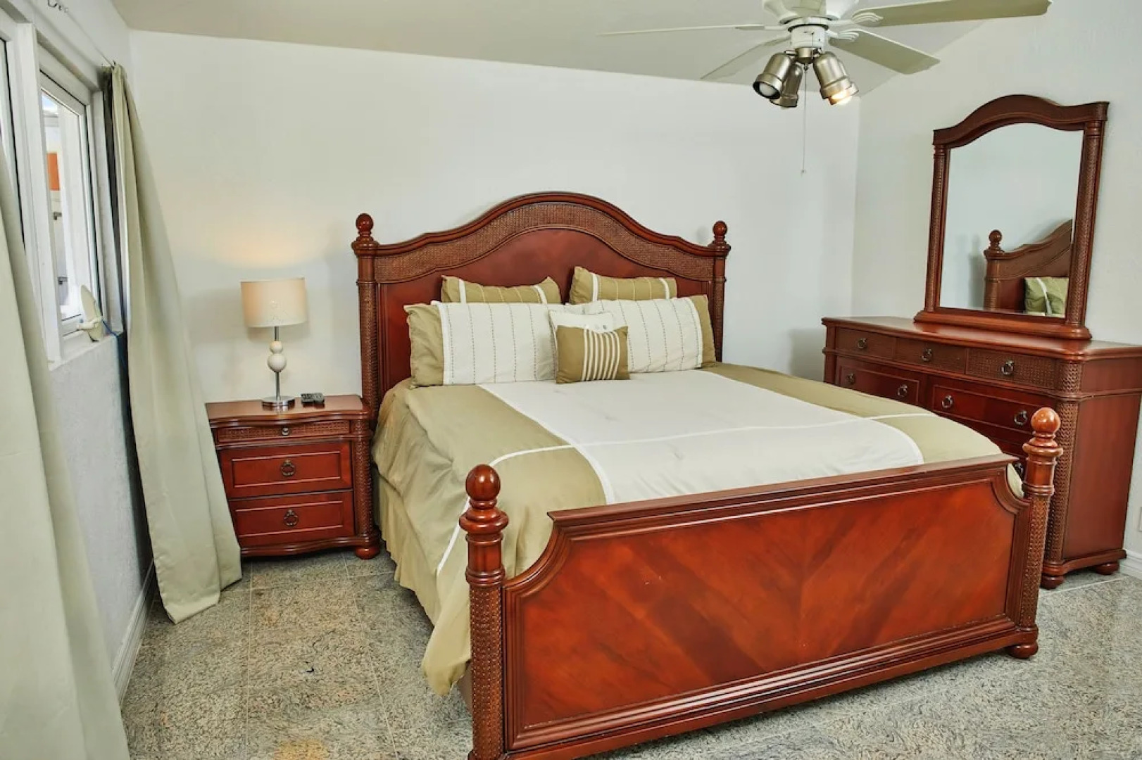 Stone Gate Villas of Bootle Bay