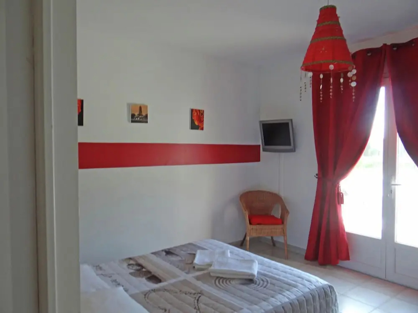 Alluring Holiday Home in Callian With Private Swimming Pool