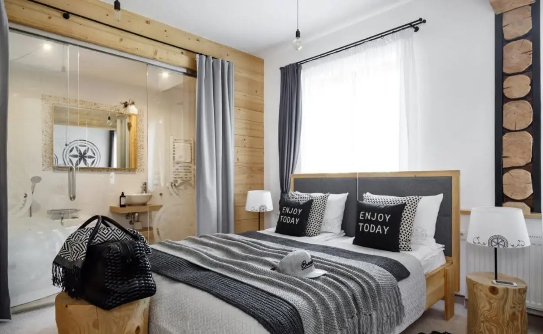 Villa 11 Folk & Design