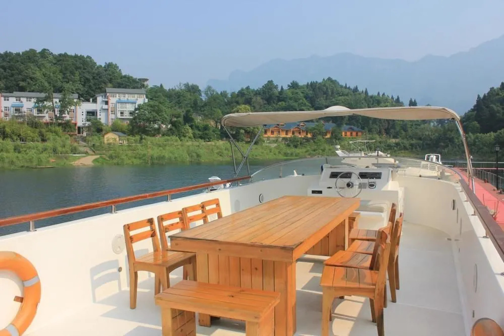 Yichang Changyang North Island Hotel