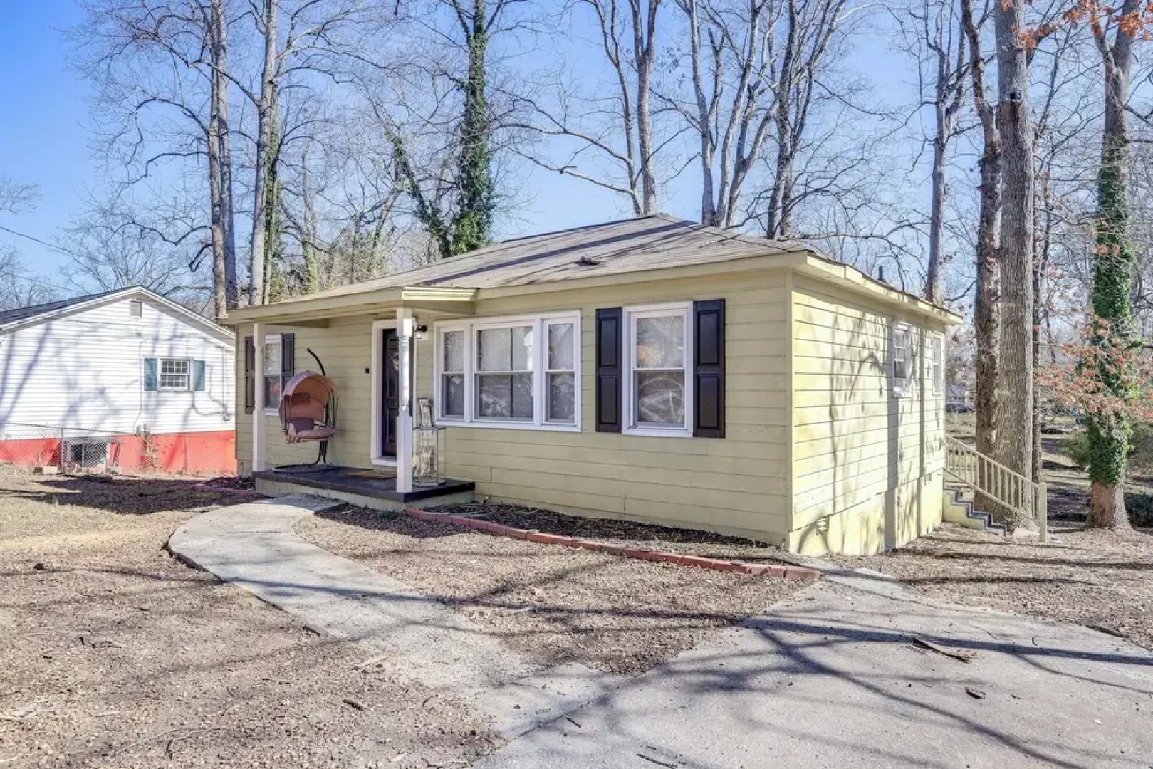 Pet-friendly Georgia Retreat w/ Fire Pit & Porch!