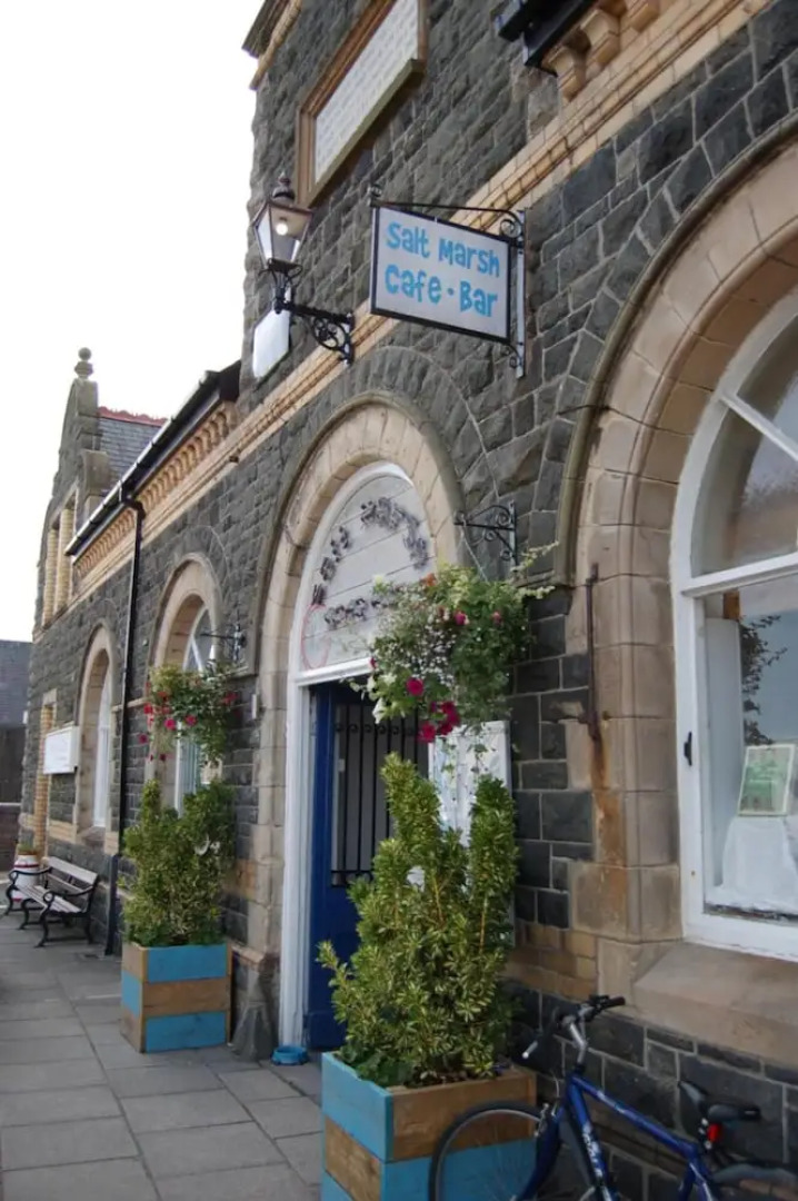 Salt Marsh Apartment