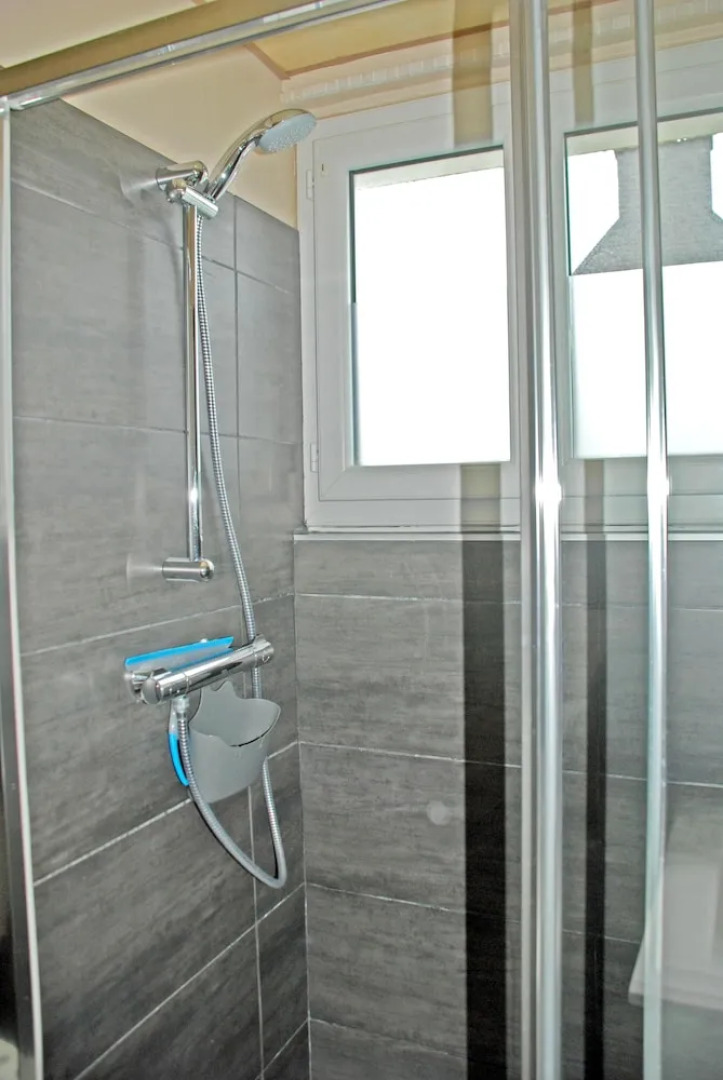 House With 3 Bedrooms in Trélévern, With Enclosed Garden and Wifi - 80