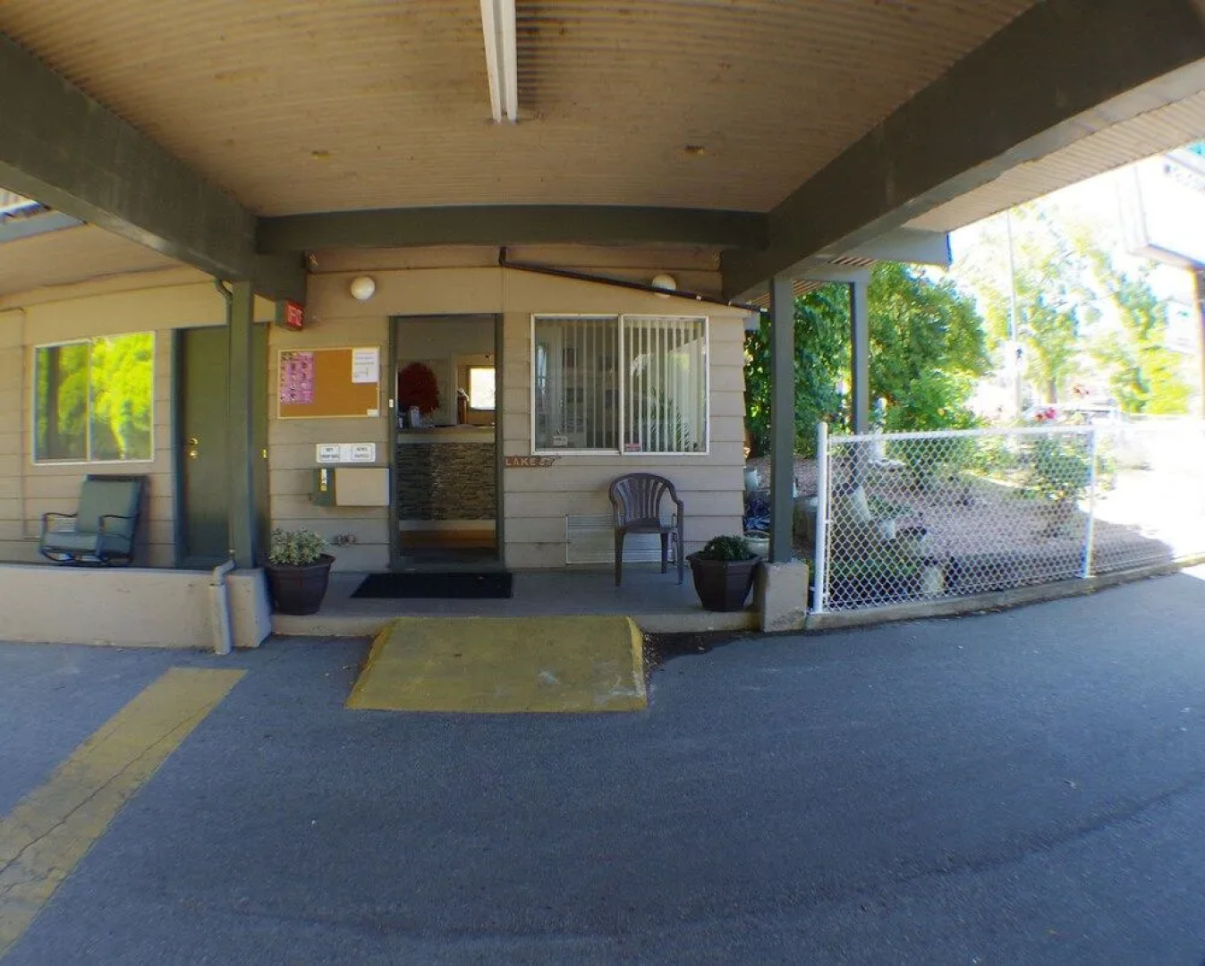 Okanagan Lakefront Resort