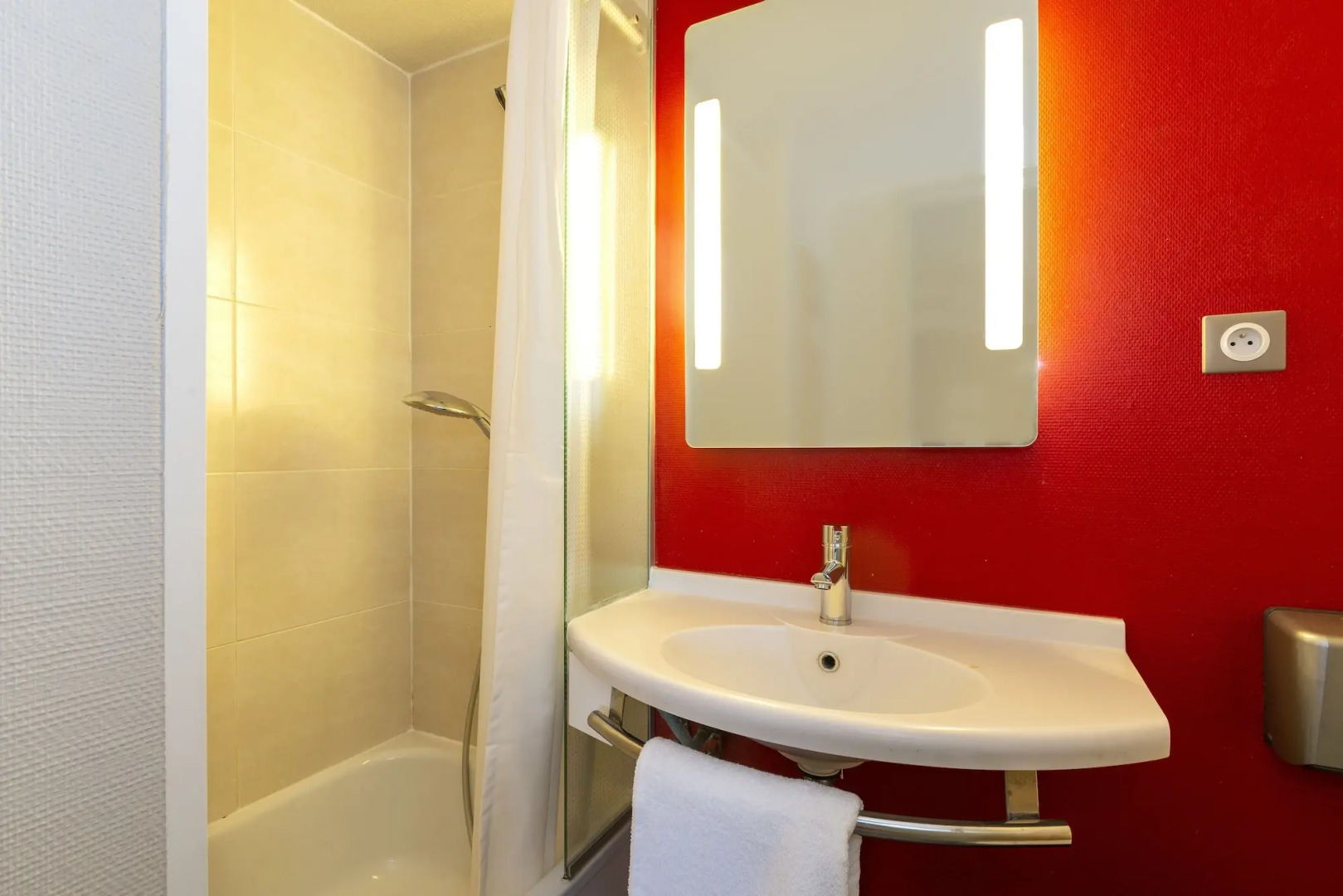 B&B HOTEL Angers 1 Beaucouzé