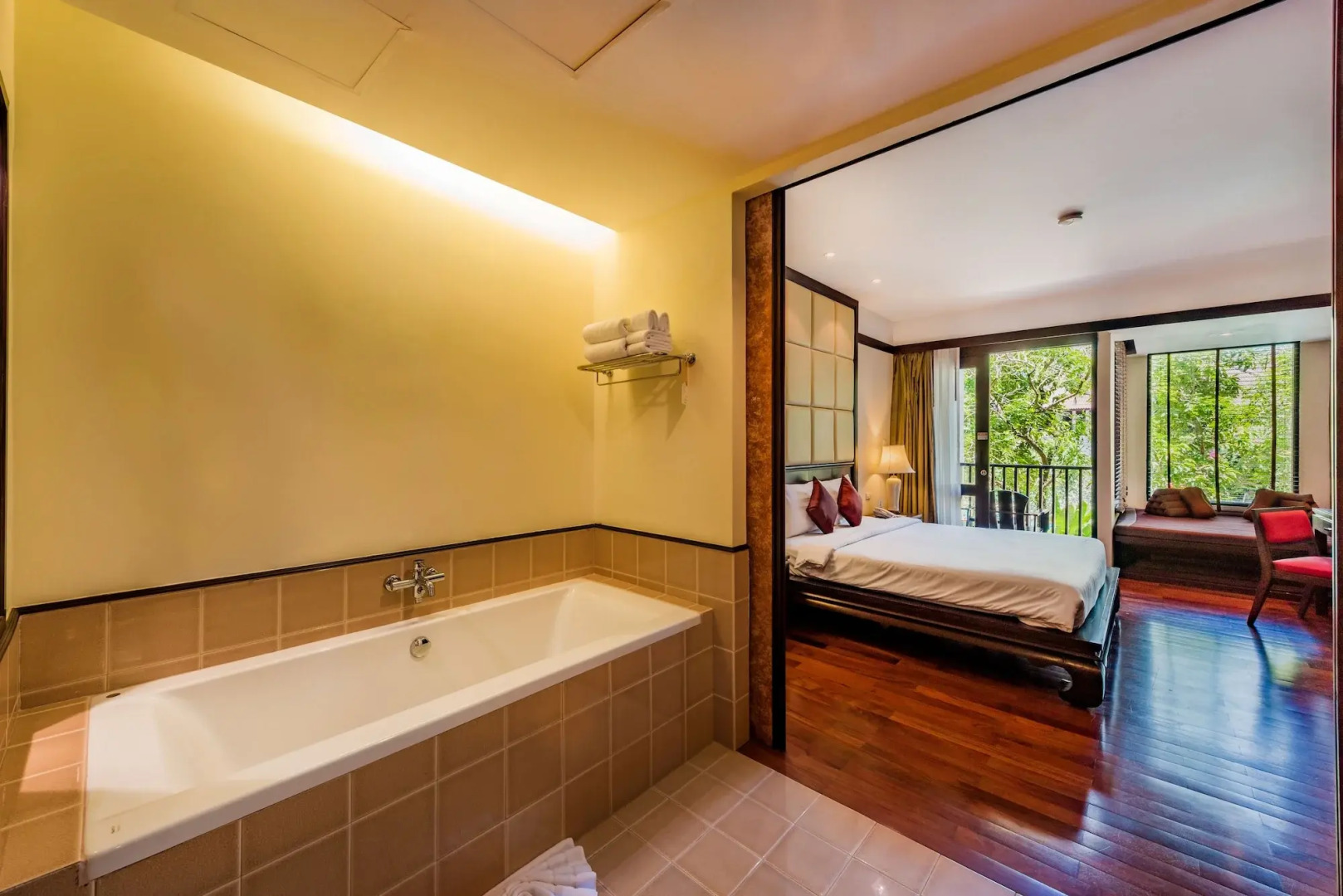 Duangjitt Resort & Spa