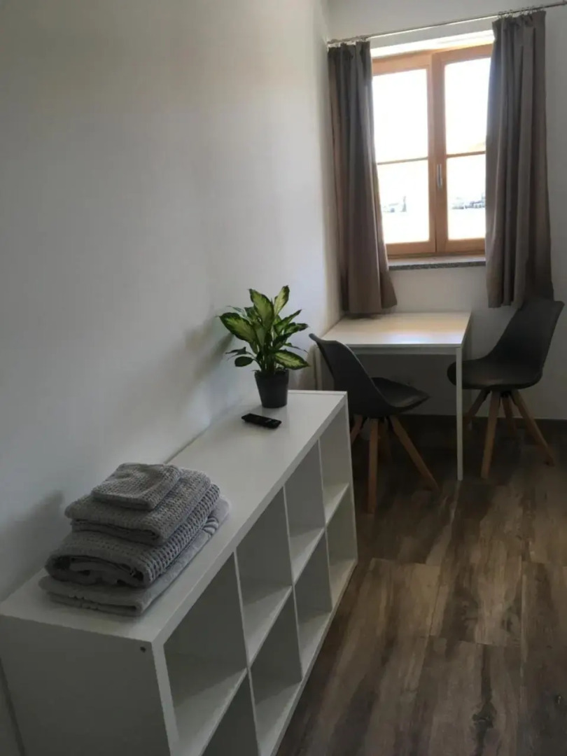 Schmid - Zimmer auf Zeit