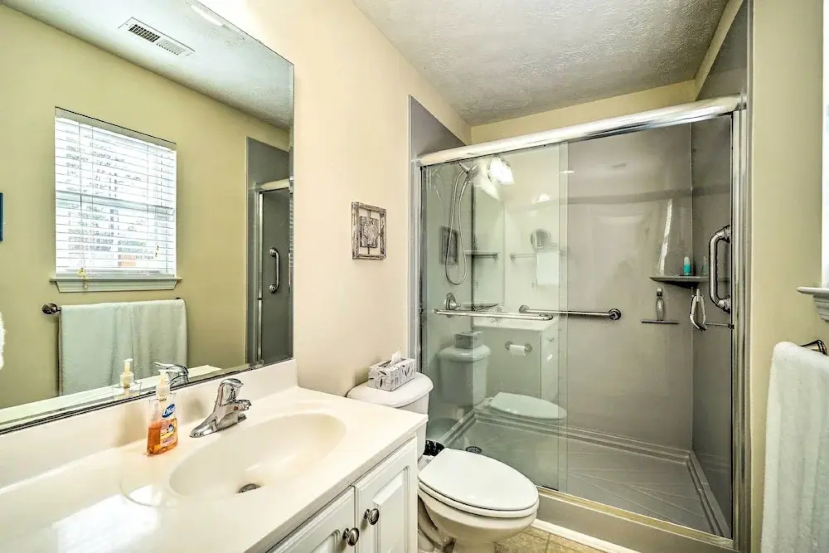 Shore2please: 4 Mi to Beach & Boat Rentals!