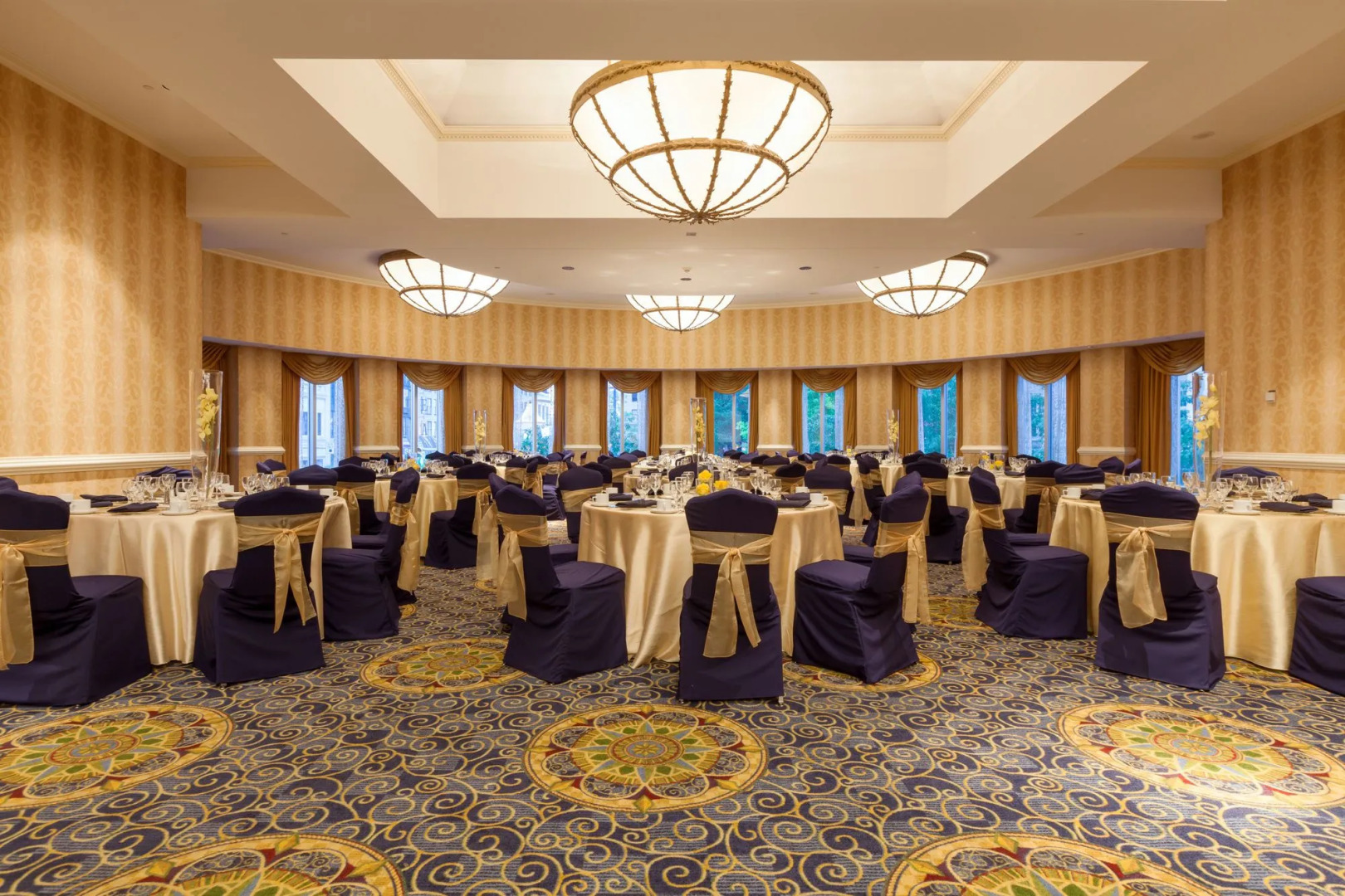 Crowne Plaza Cleveland at Playhouse Square by IHG