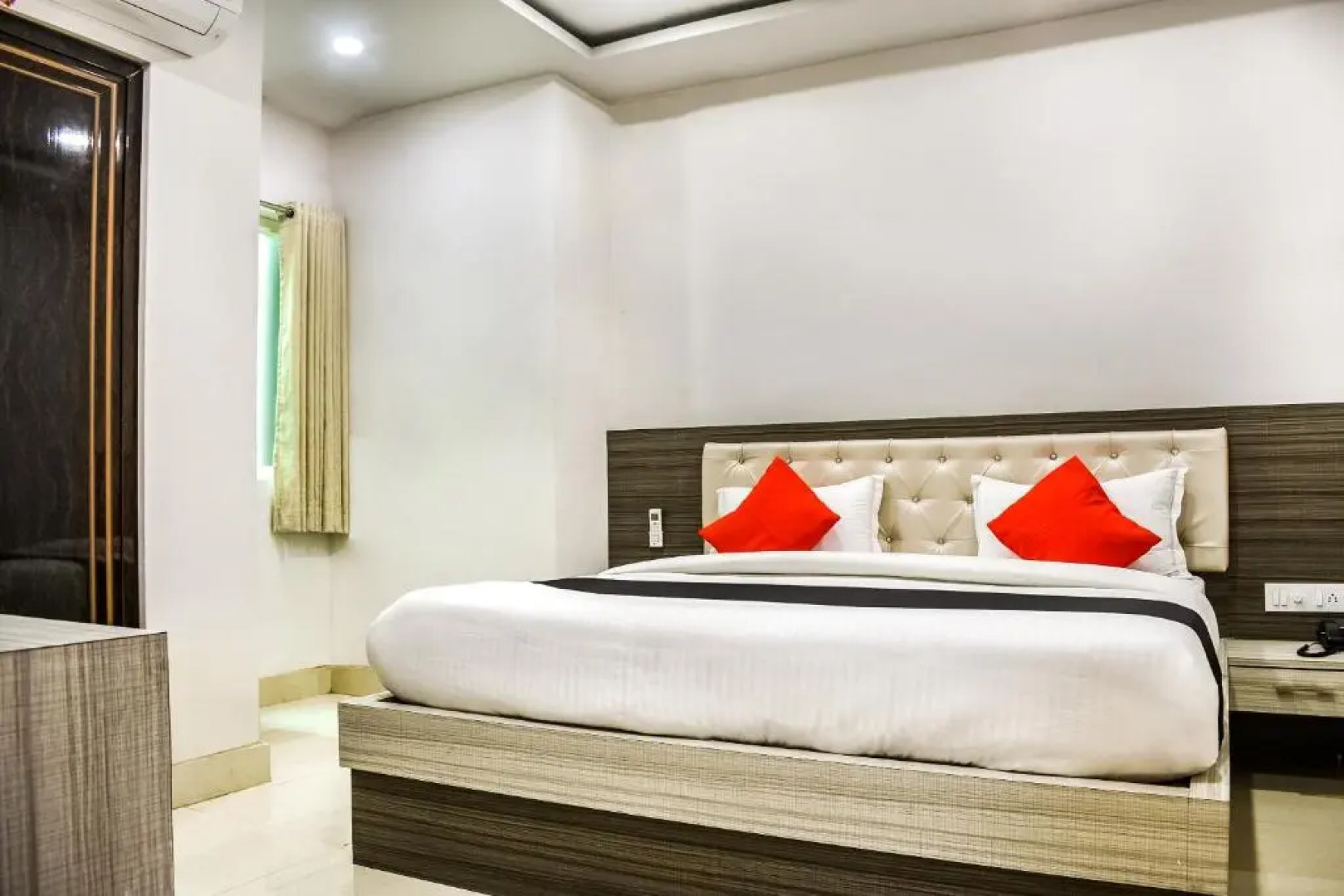 Capital O 70026 Hotel Jai Radisson