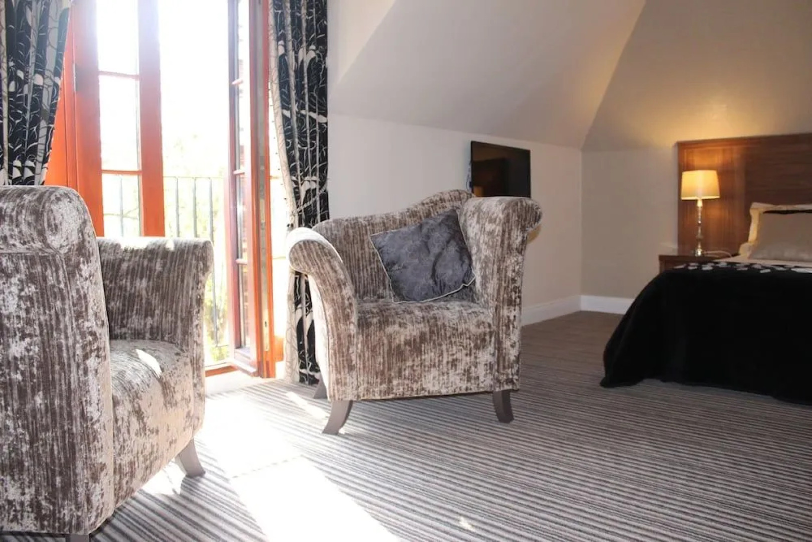 Beancross Restaurant And Hotel