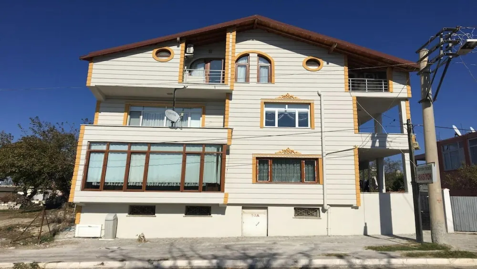 Zeytin Cicegi Pansiyon